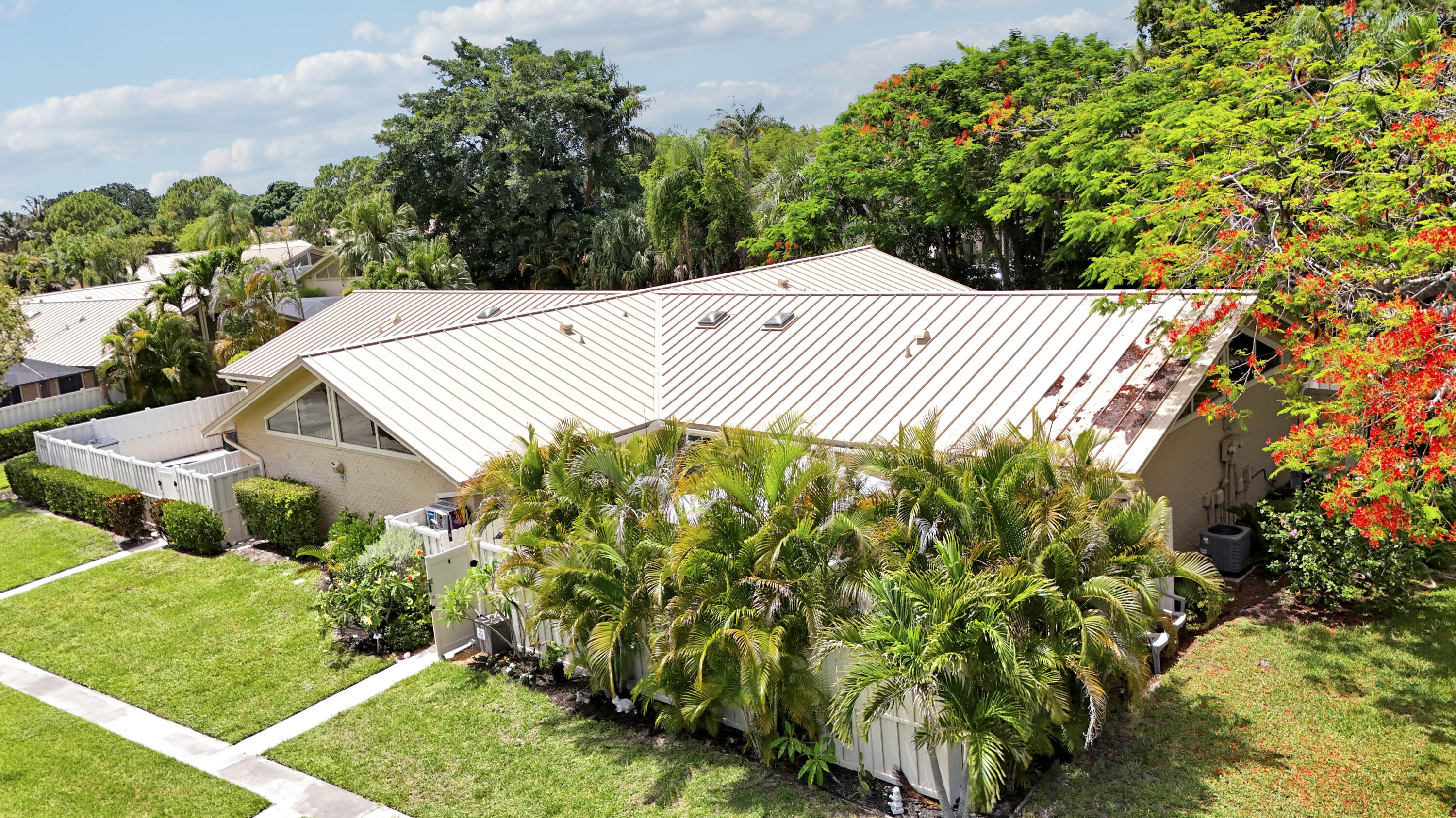 5469 Eagle Lake, Palm Beach Gardens FL 33418