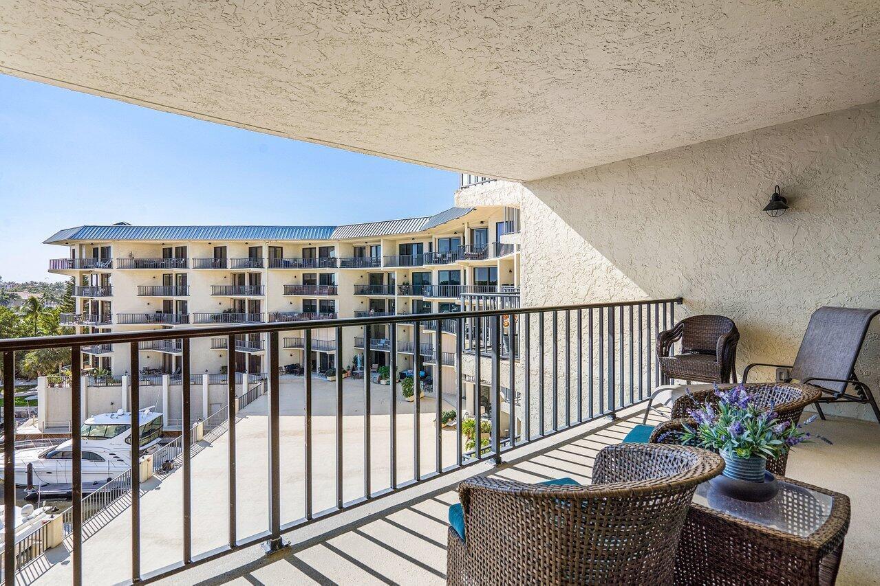 1035 S Federal #406, Delray Beach FL 33483
