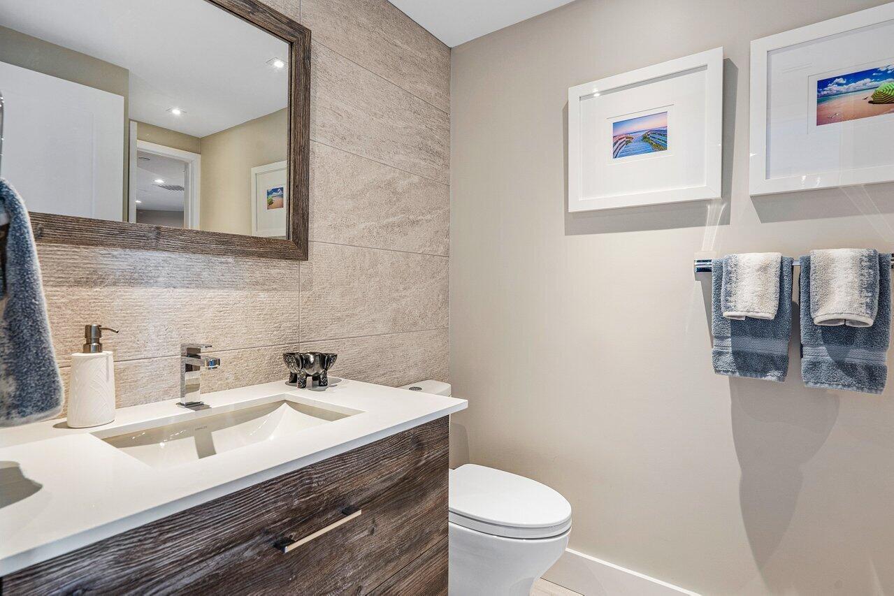 1035 S Federal #406, Delray Beach FL 33483