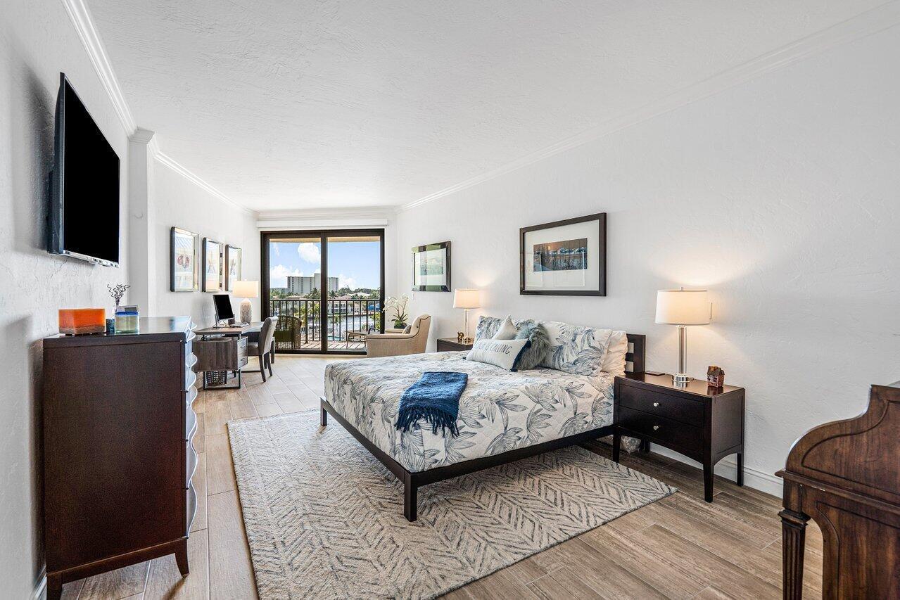 1035 S Federal #406, Delray Beach FL 33483