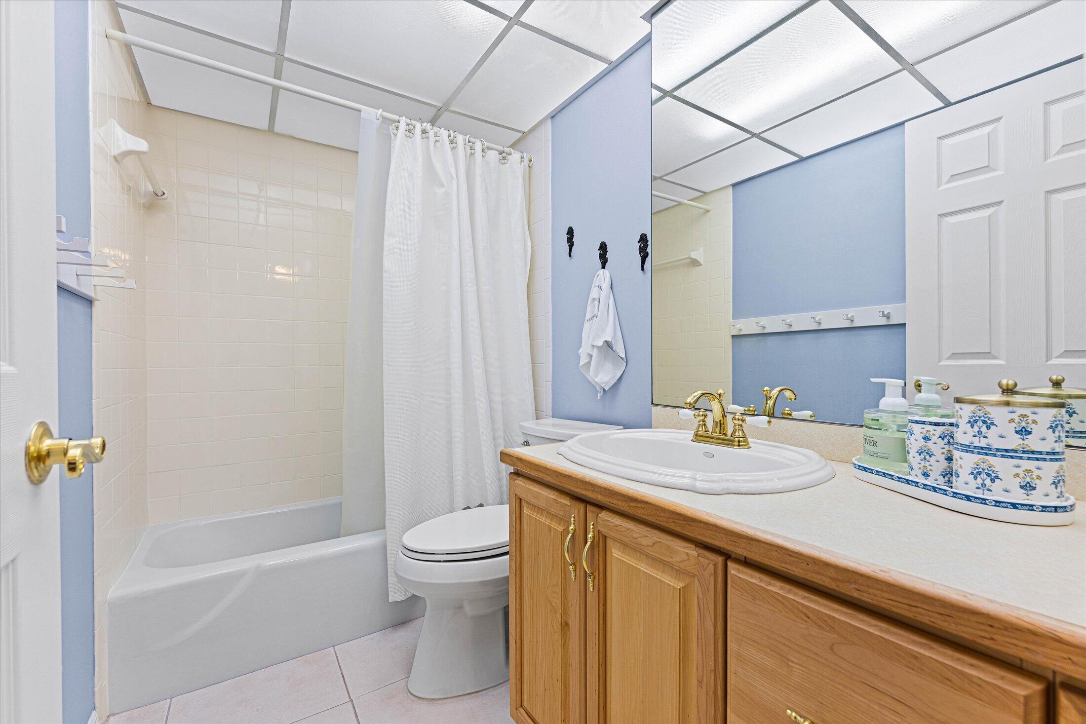 145 S Ocean #208, Palm Beach Shores FL 33404