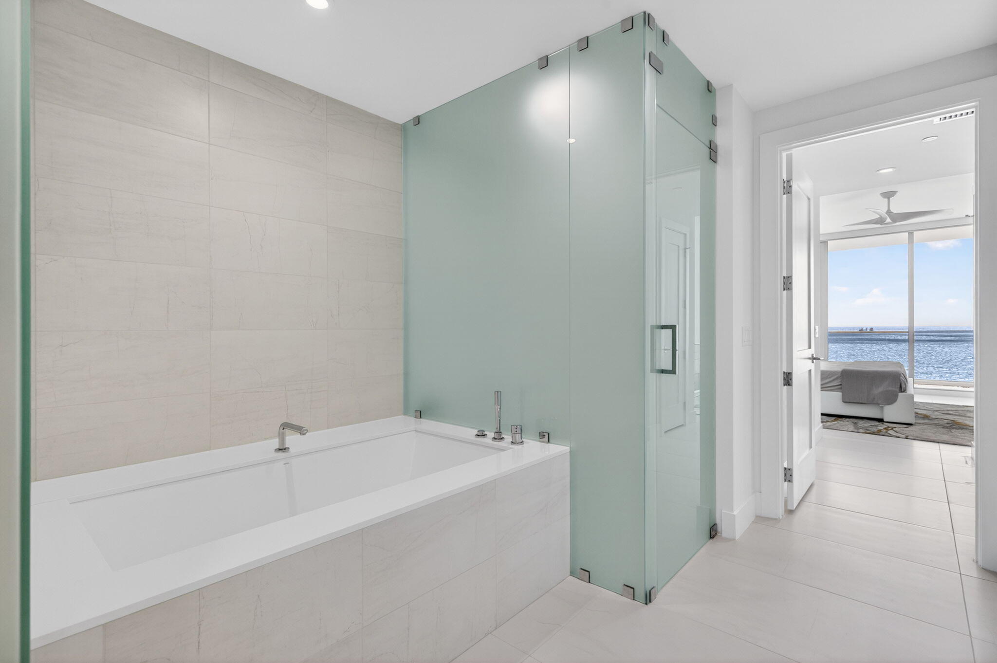 153 N Seabreeze #901-s, Fort Lauderdale FL 33304