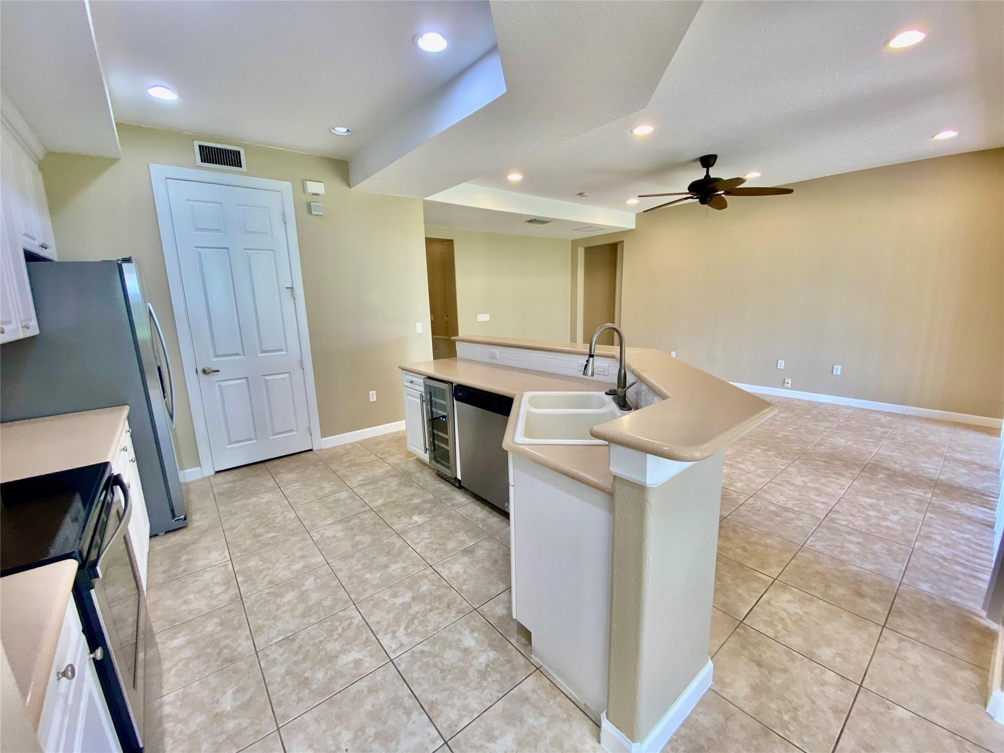 7911 NW 128th #11-c, Parkland FL 33076