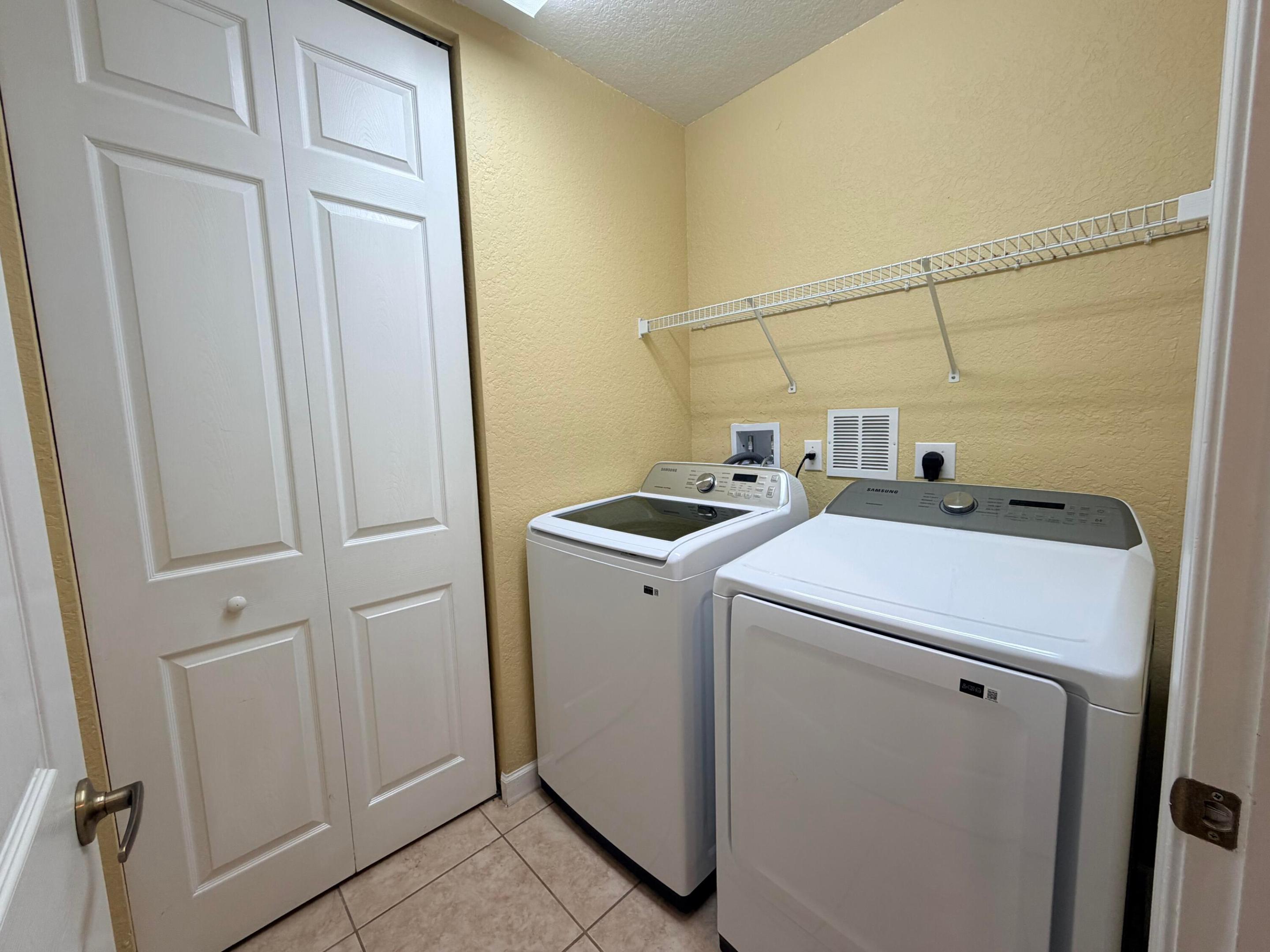 7911 NW 128th #11-c, Parkland FL 33076