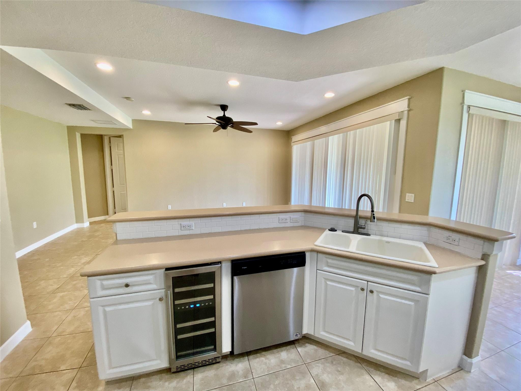 7911 NW 128th #11-c, Parkland FL 33076