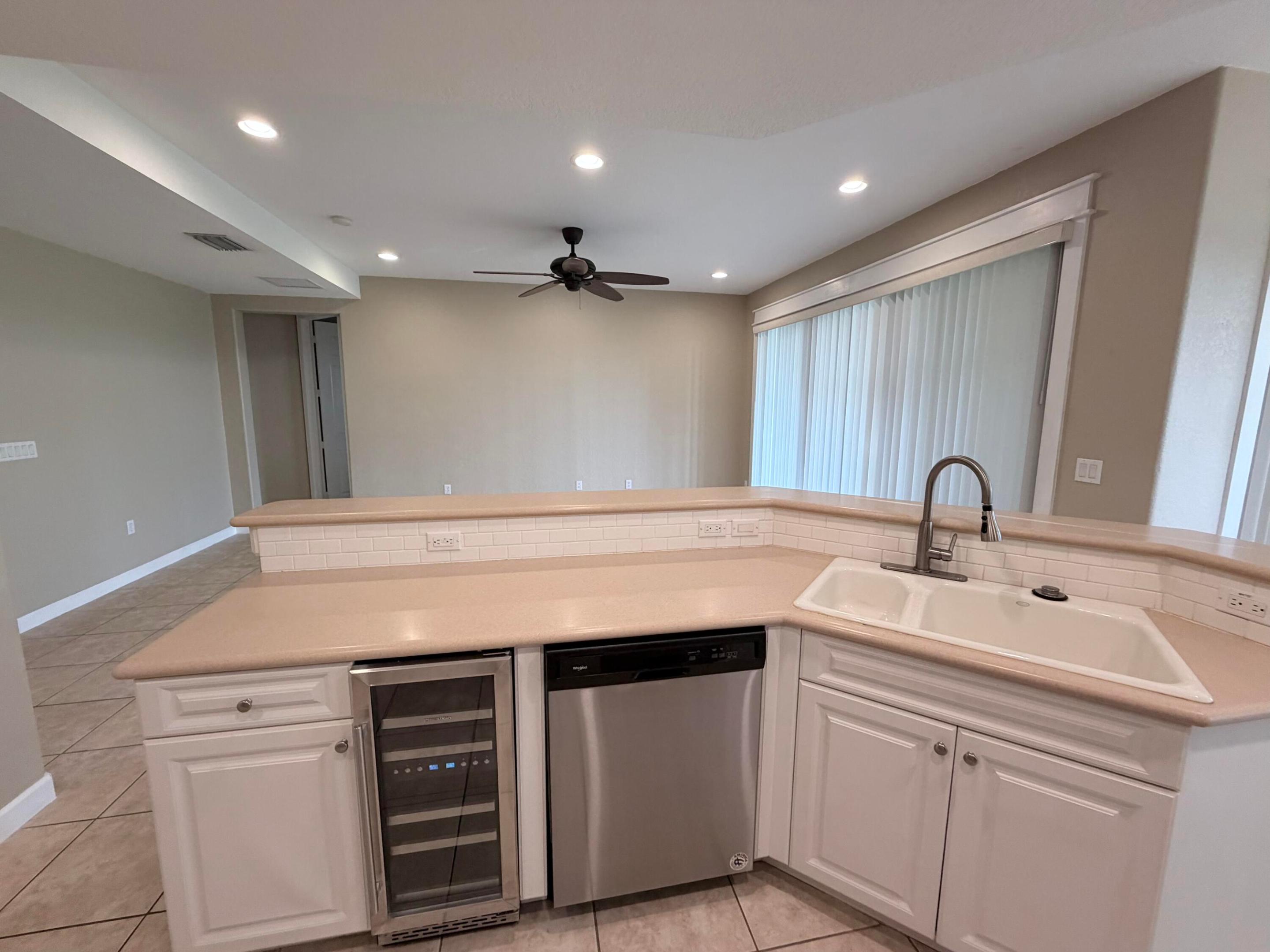7911 NW 128th #11-c, Parkland FL 33076