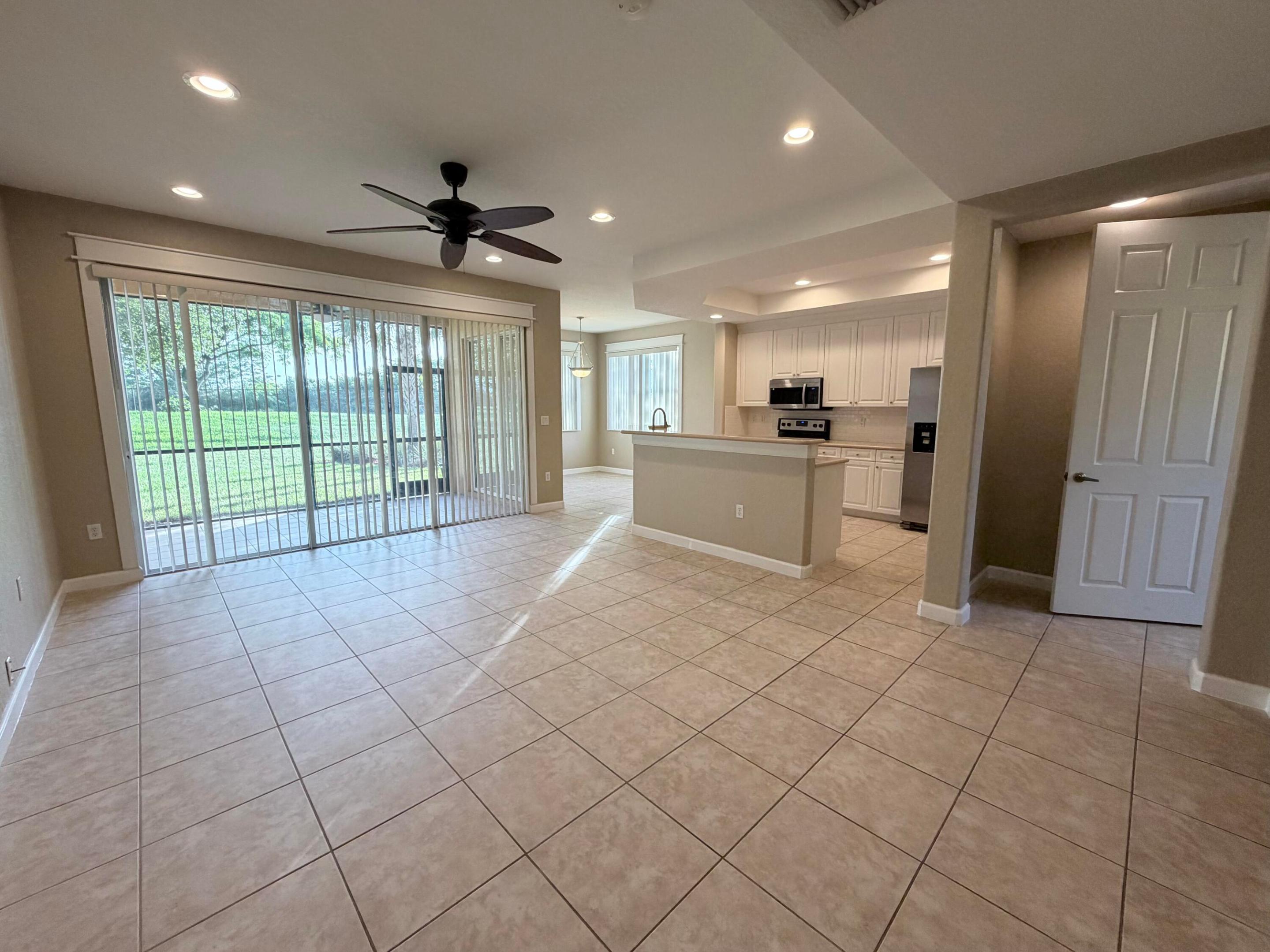 7911 NW 128th #11-c, Parkland FL 33076