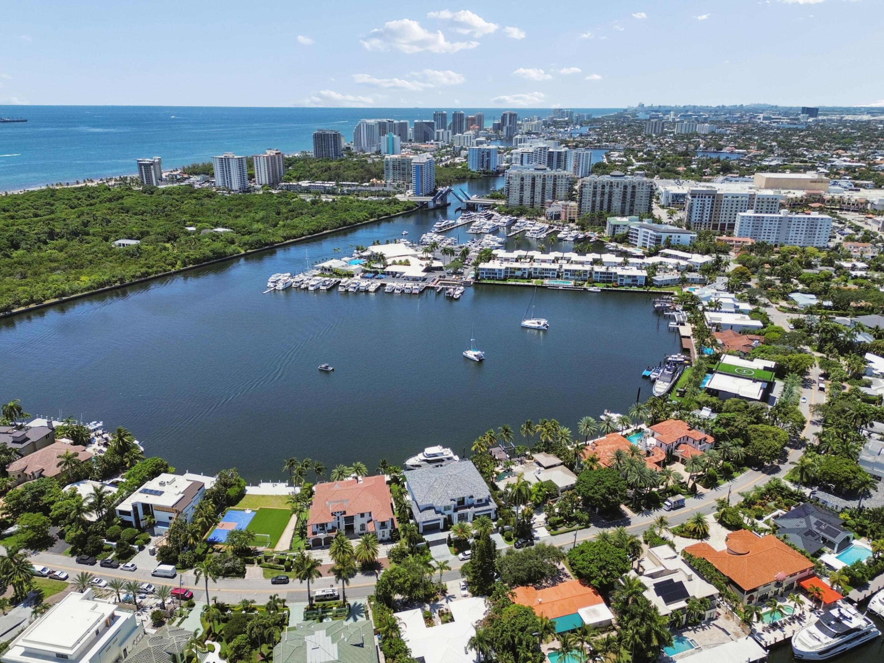 2751 NE 15th #103, Fort Lauderdale FL 33304
