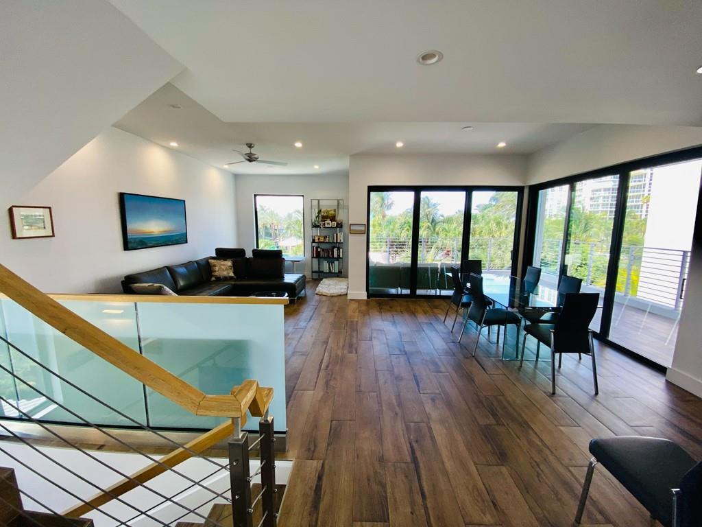 348 Balboa, Hollywood FL 33019