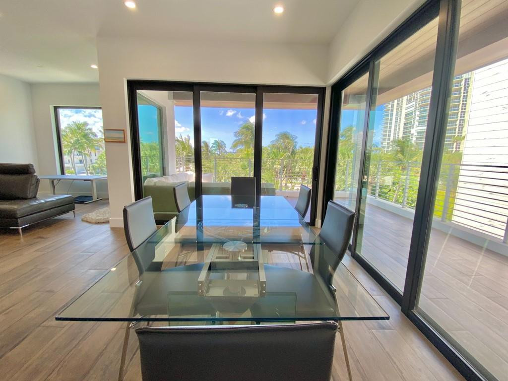 348 Balboa, Hollywood FL 33019
