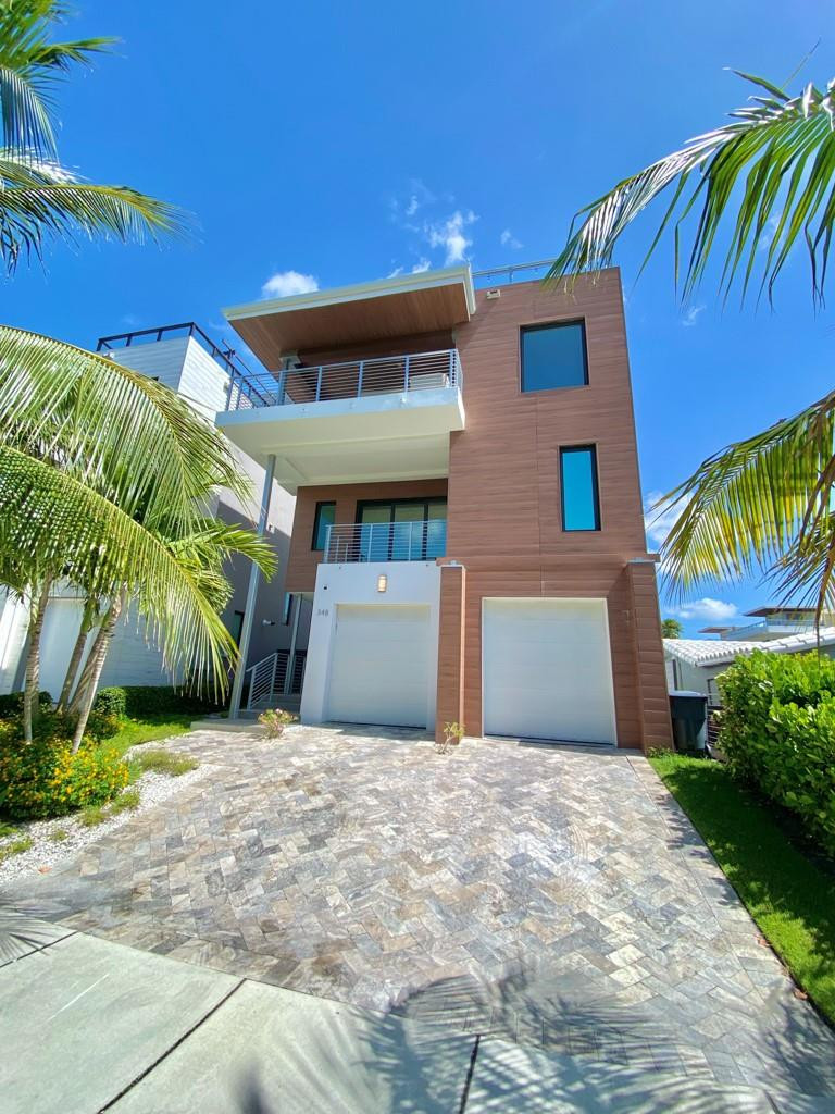 348 Balboa, Hollywood FL 33019
