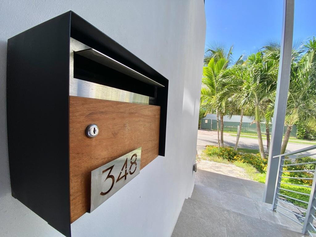 348 Balboa, Hollywood FL 33019