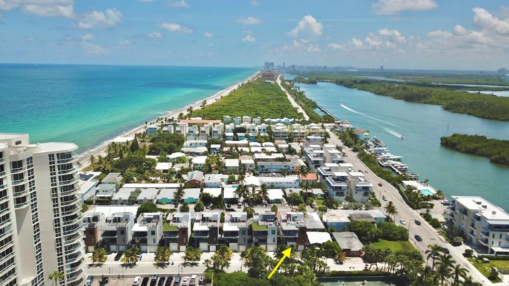348 Balboa, Hollywood FL 33019