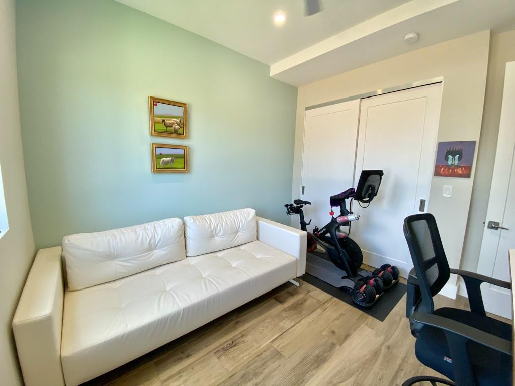 348 Balboa, Hollywood FL 33019