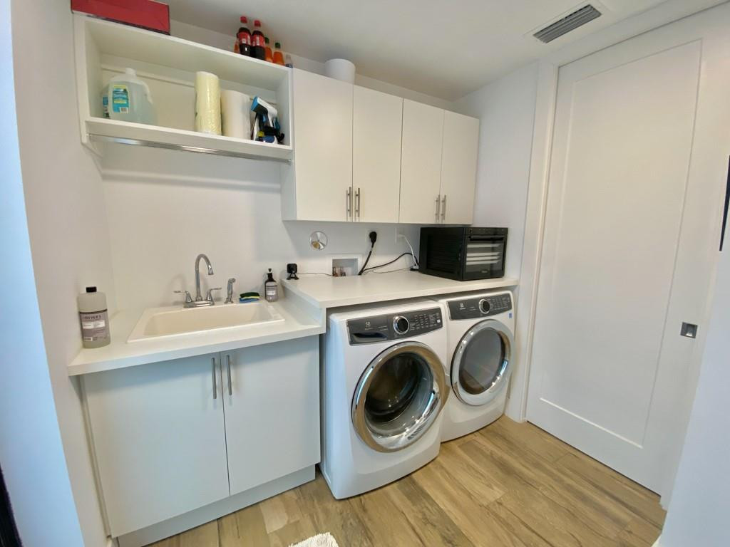 348 Balboa, Hollywood FL 33019