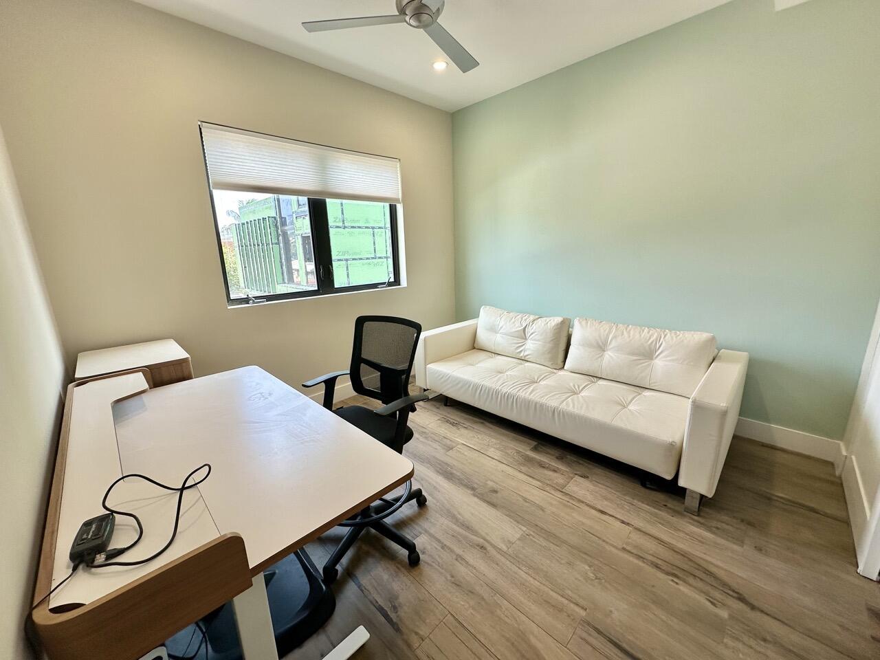 348 Balboa, Hollywood FL 33019