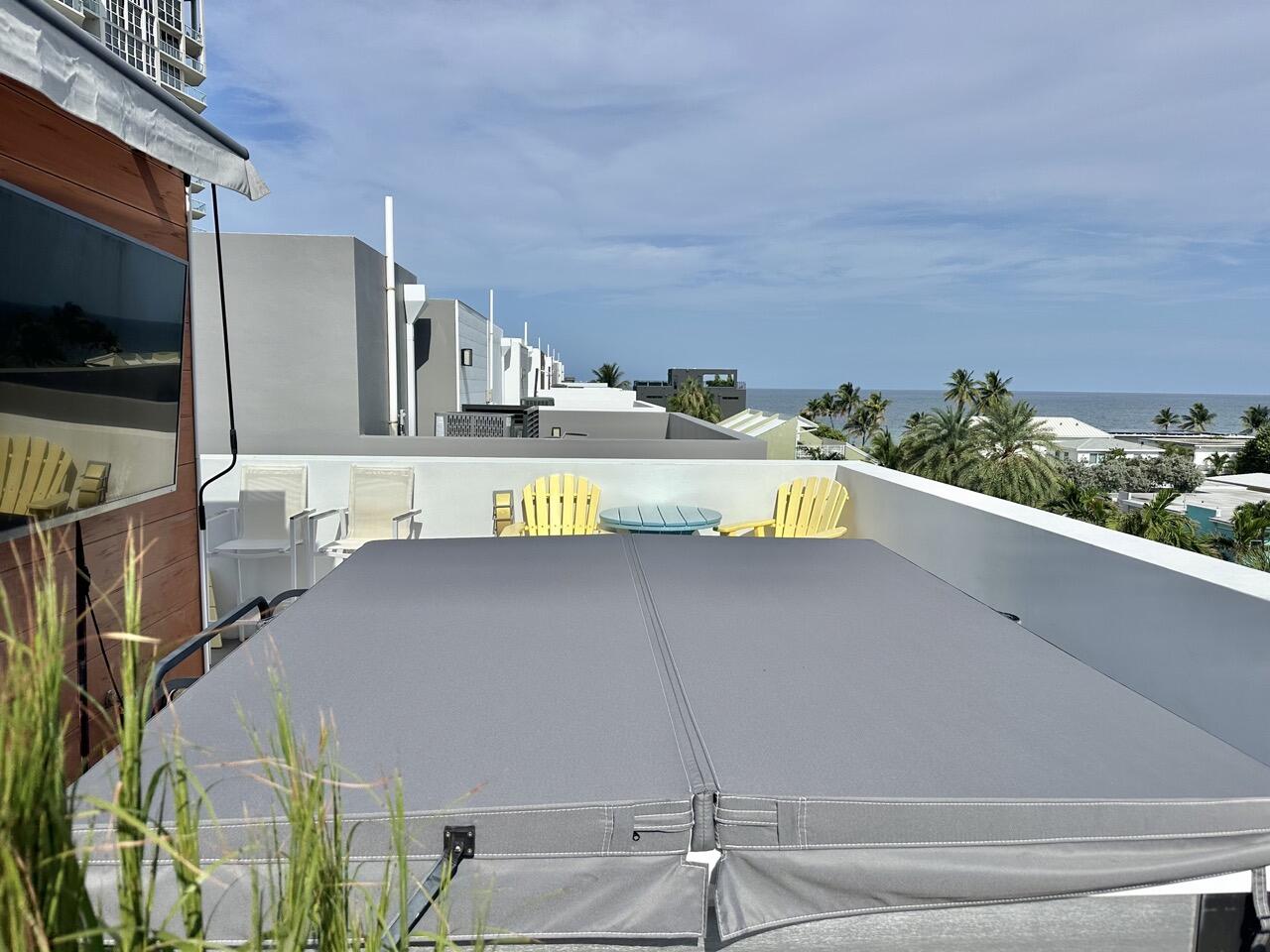 348 Balboa, Hollywood FL 33019