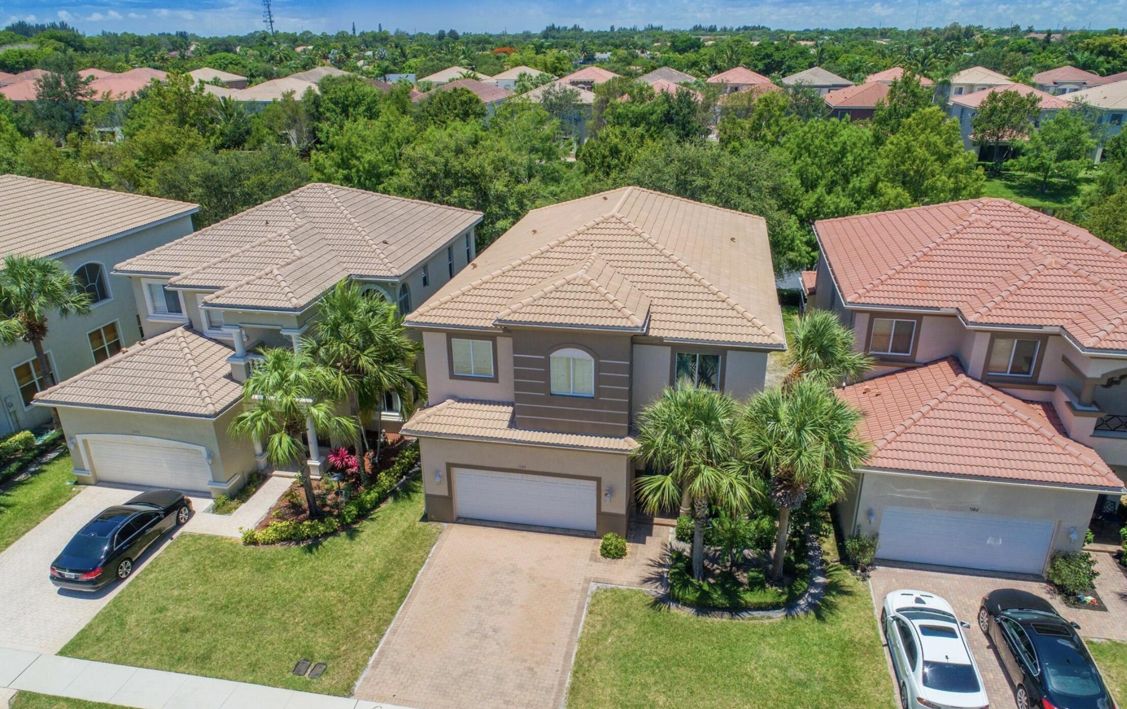 1088 Grove Park, Boynton Beach FL 33436