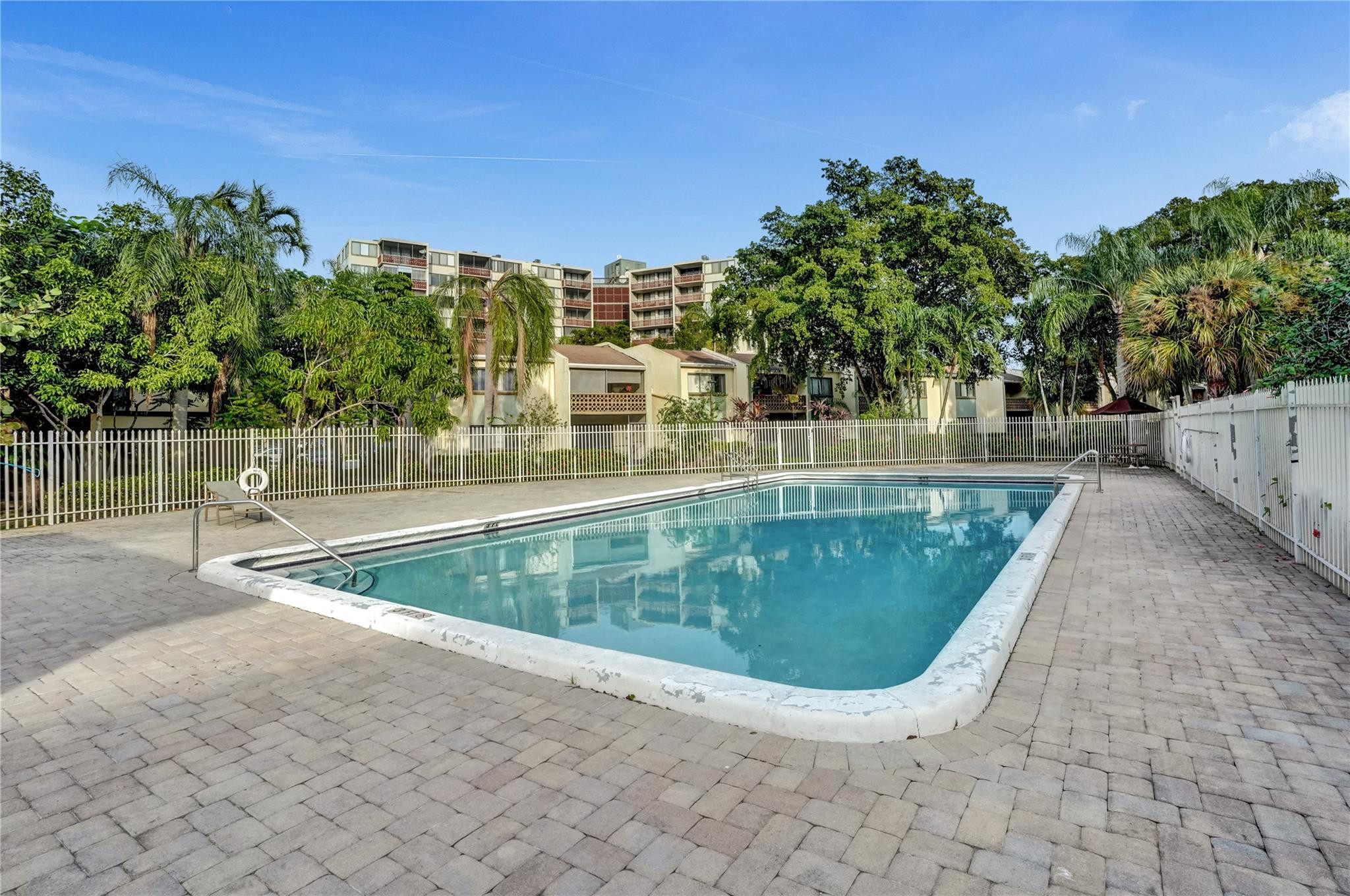 4222 Inverrary #4810, Lauderhill FL 33319