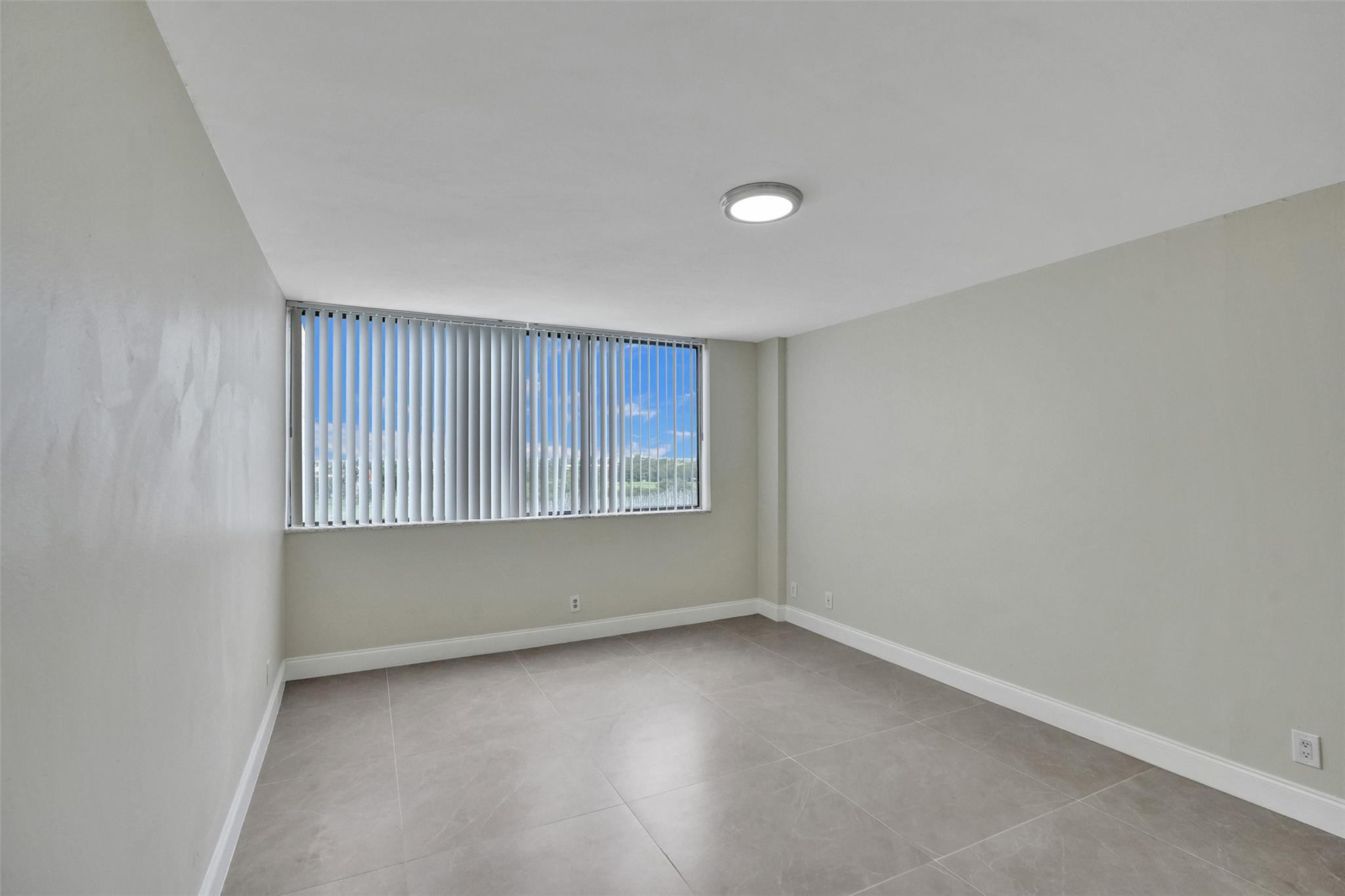 4222 Inverrary #4810, Lauderhill FL 33319