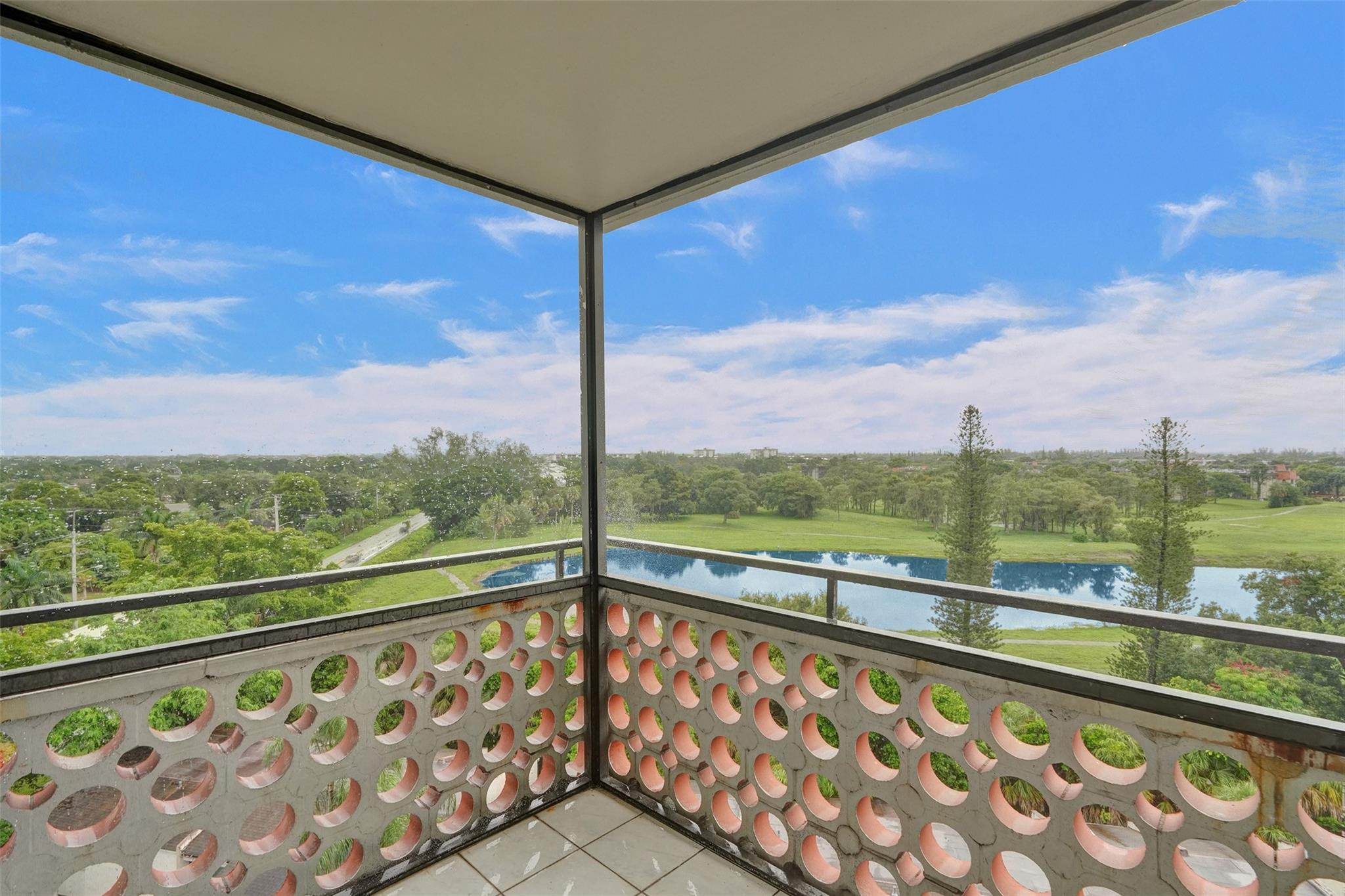 4222 Inverrary #4810, Lauderhill FL 33319