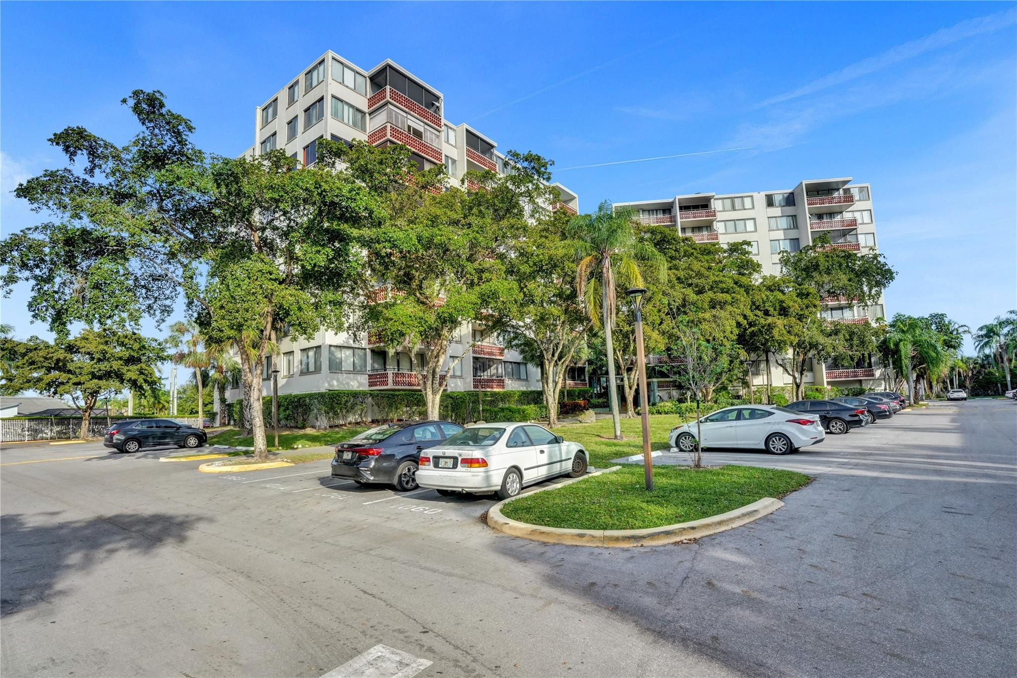 4222 Inverrary #4810, Lauderhill FL 33319