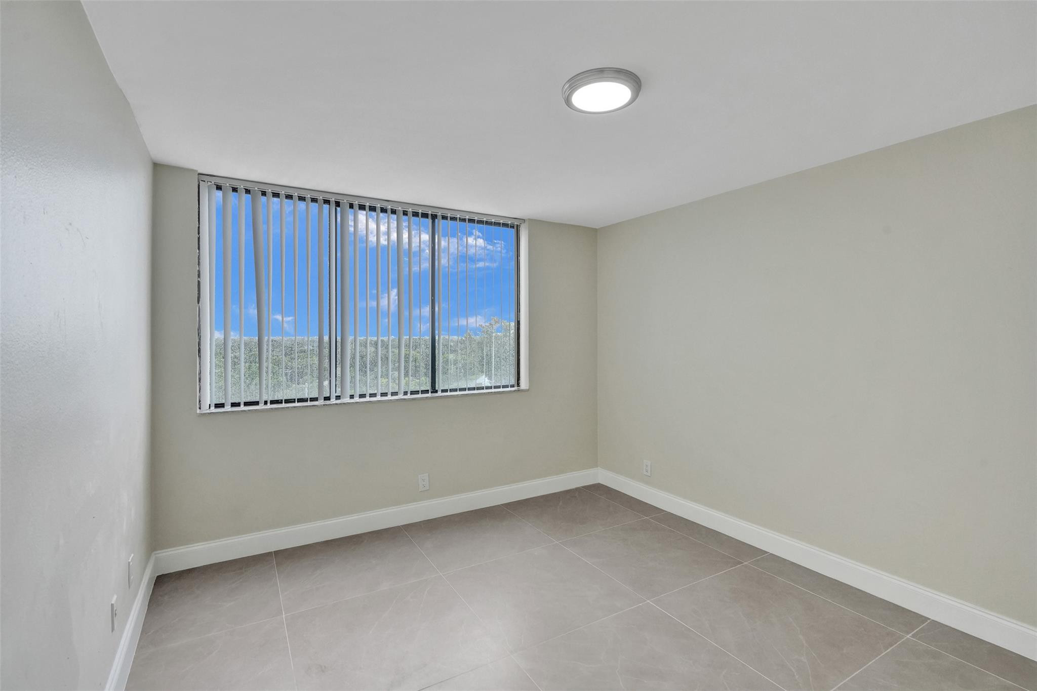 4222 Inverrary #4810, Lauderhill FL 33319