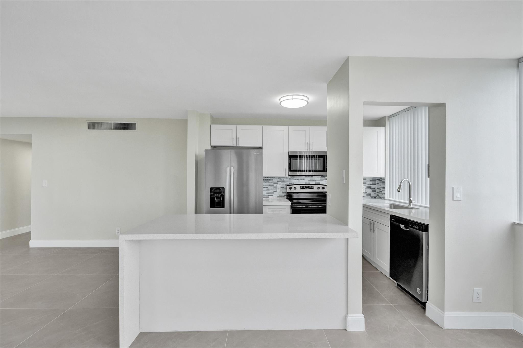 4222 Inverrary #4810, Lauderhill FL 33319