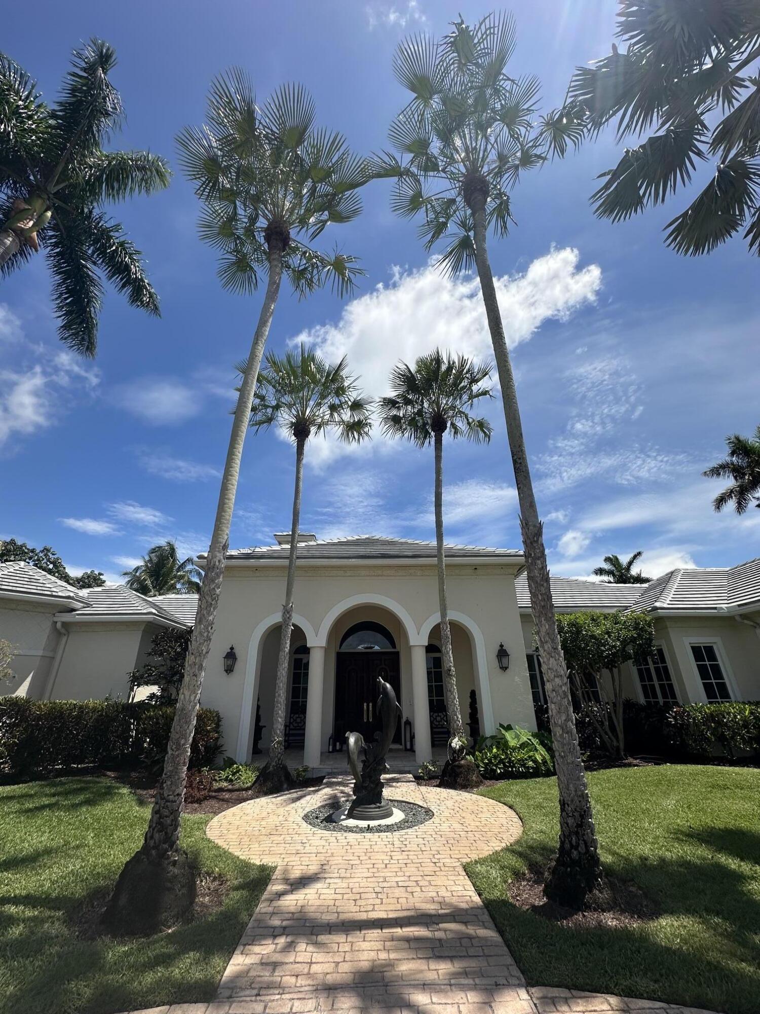 645 Atlantis Estates, Atlantis FL 33462