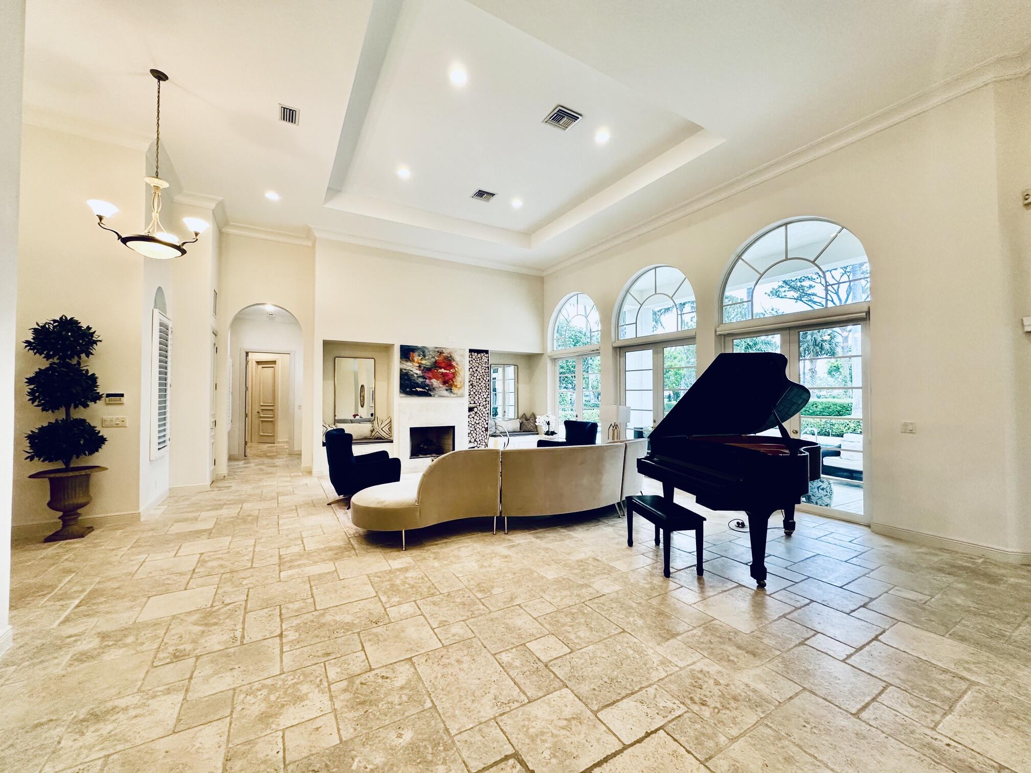 645 Atlantis Estates, Atlantis FL 33462