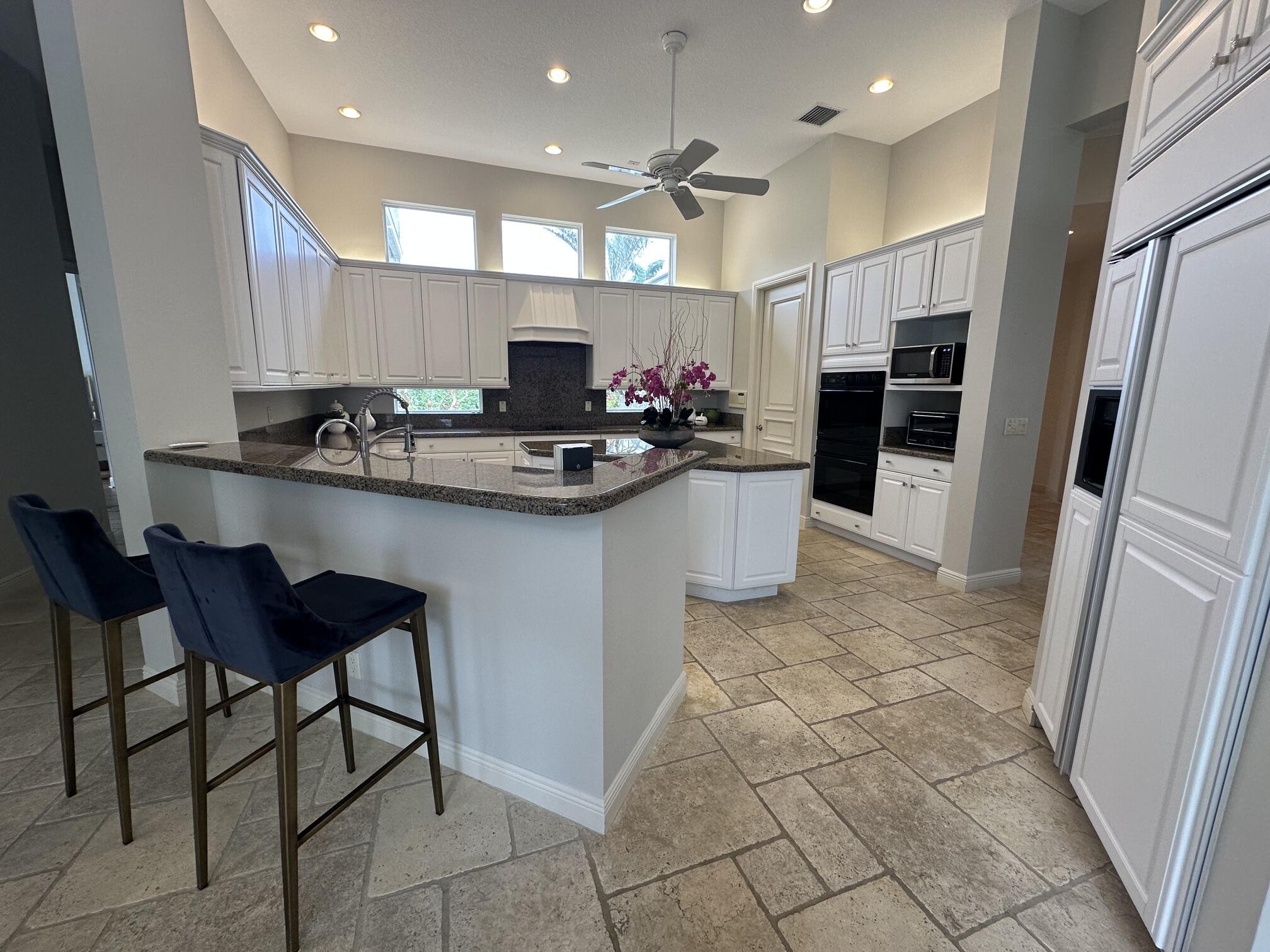 645 Atlantis Estates, Atlantis FL 33462