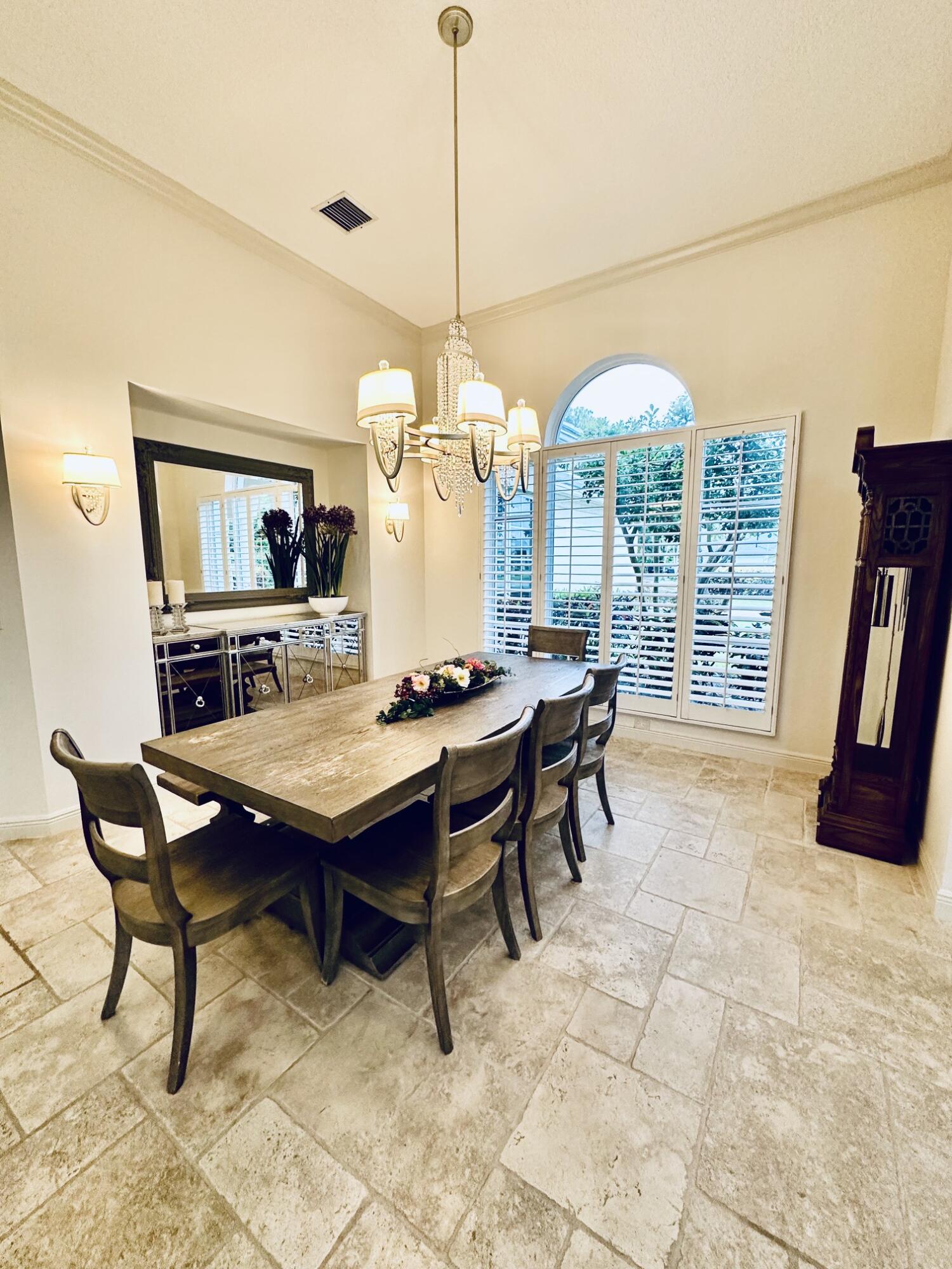645 Atlantis Estates, Atlantis FL 33462