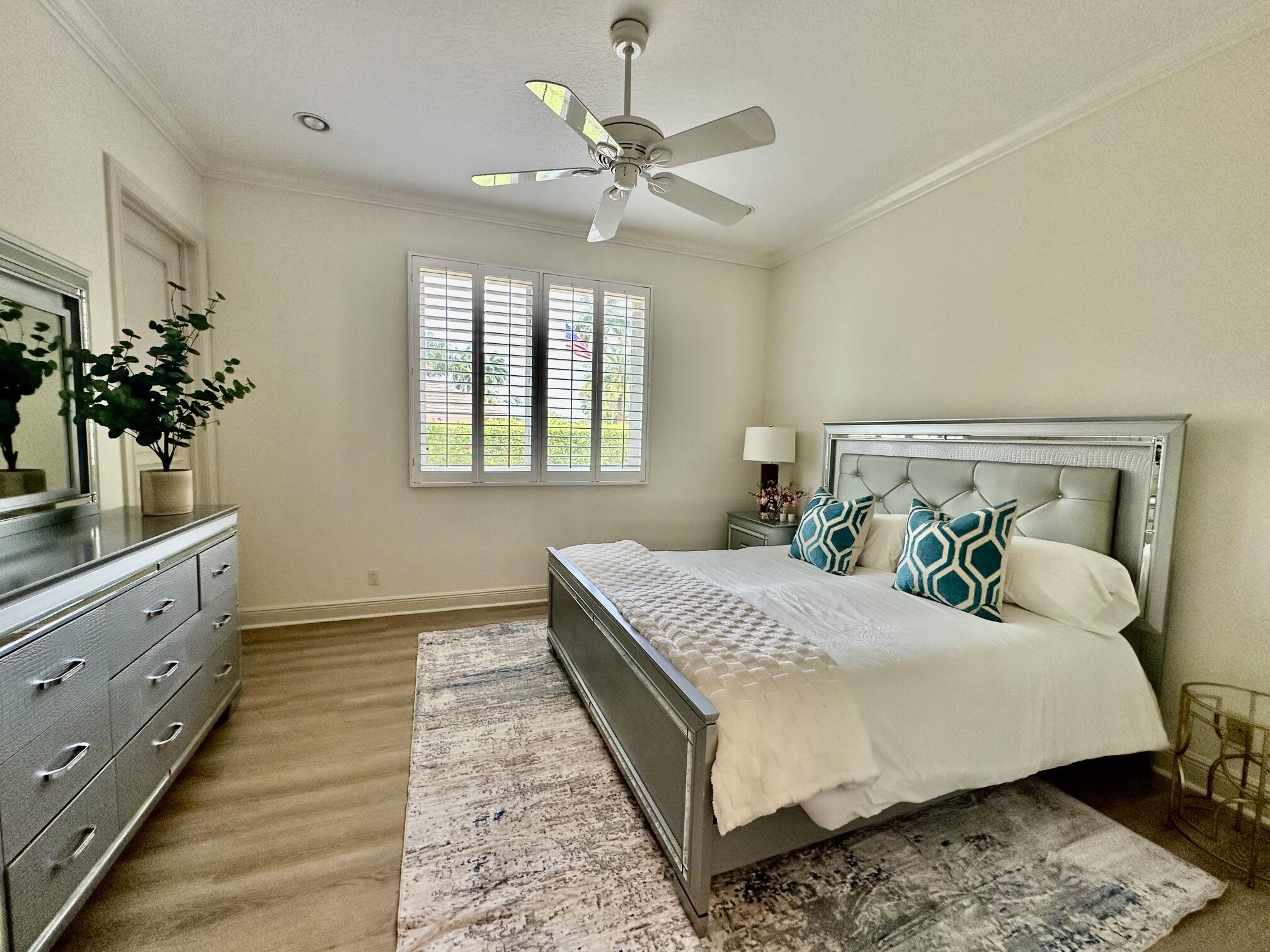 645 Atlantis Estates, Atlantis FL 33462