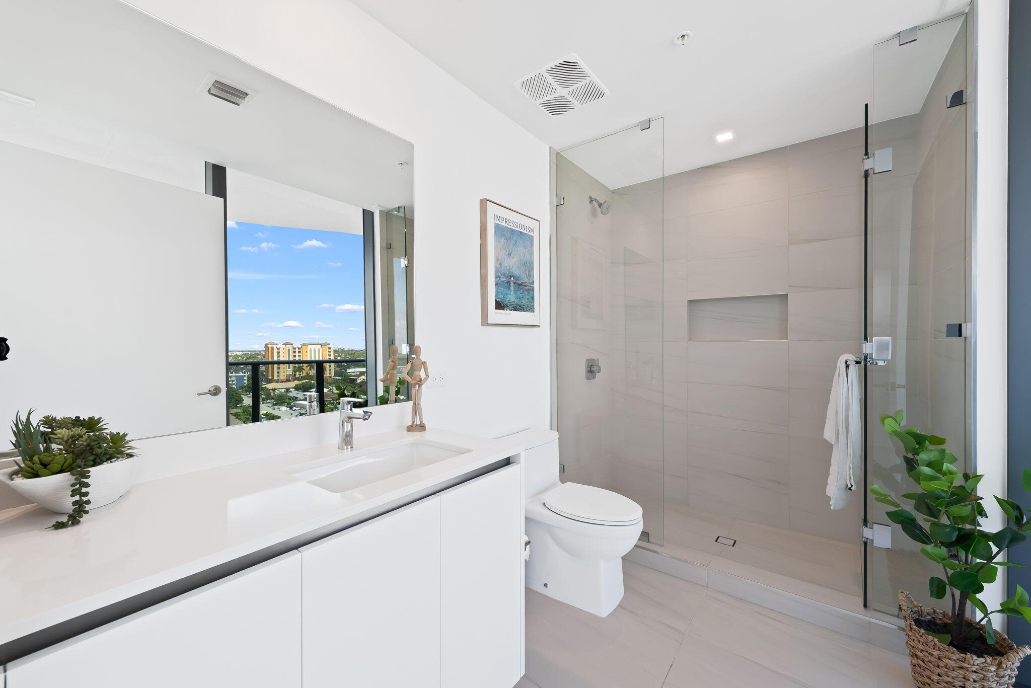 900 N Ocean #906, Pompano Beach FL 33062