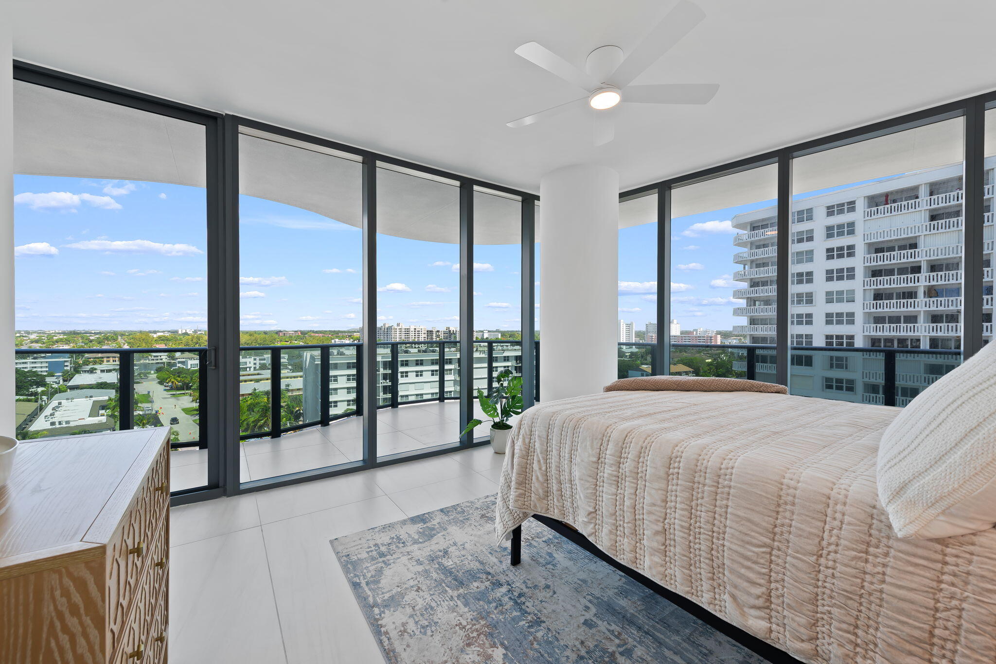900 N Ocean #906, Pompano Beach FL 33062
