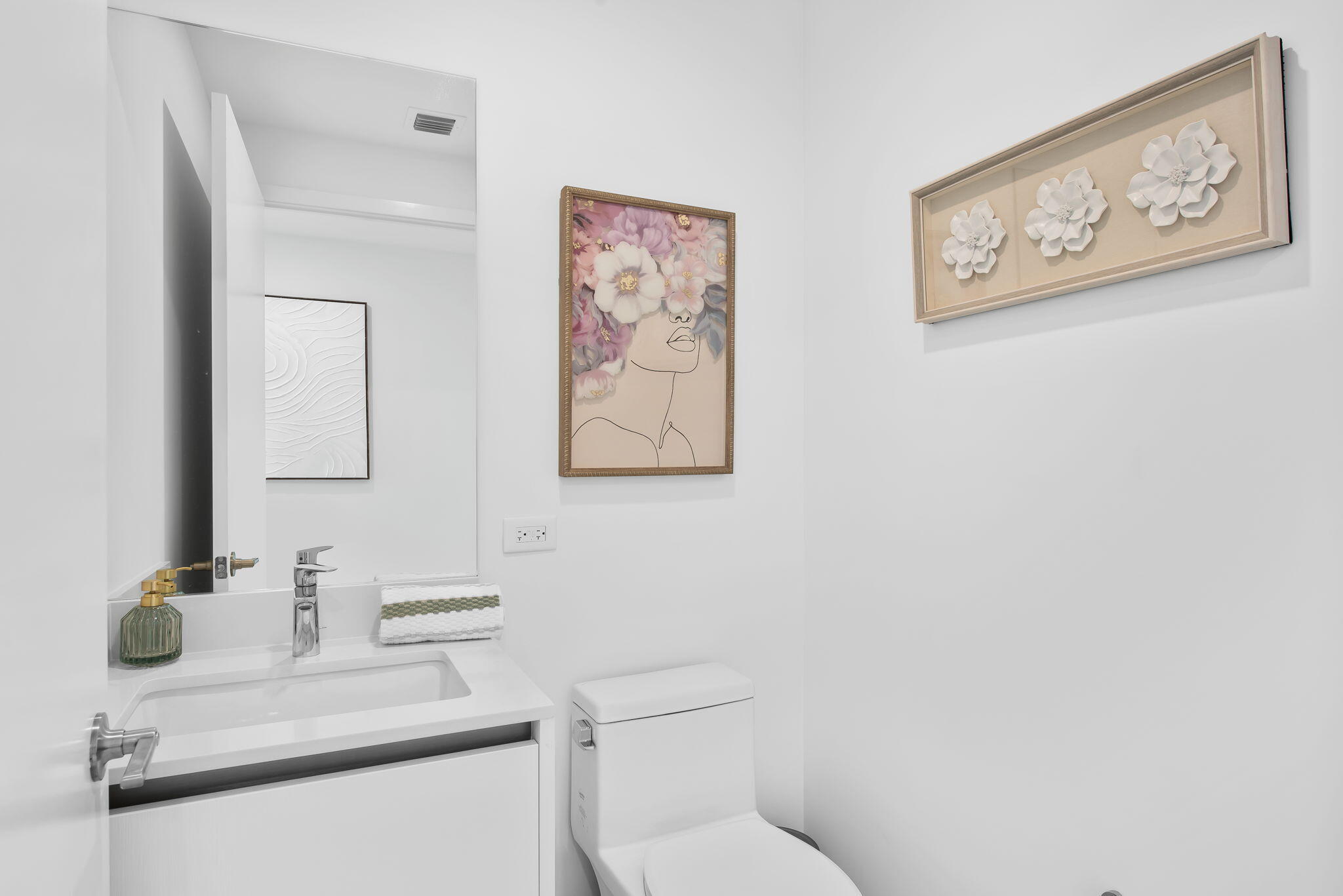 900 N Ocean #906, Pompano Beach FL 33062
