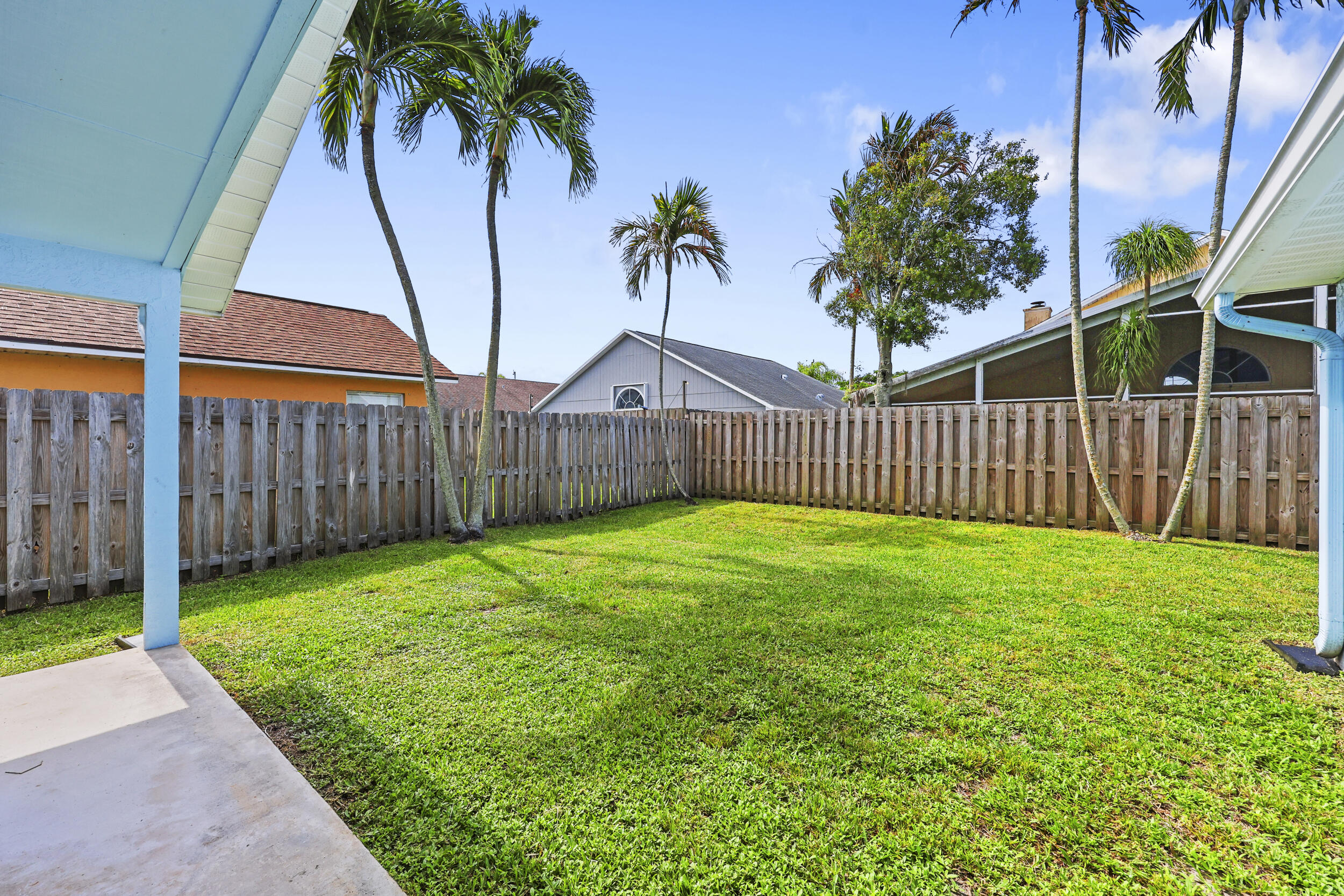 6238 Pompano, Jupiter FL 33458