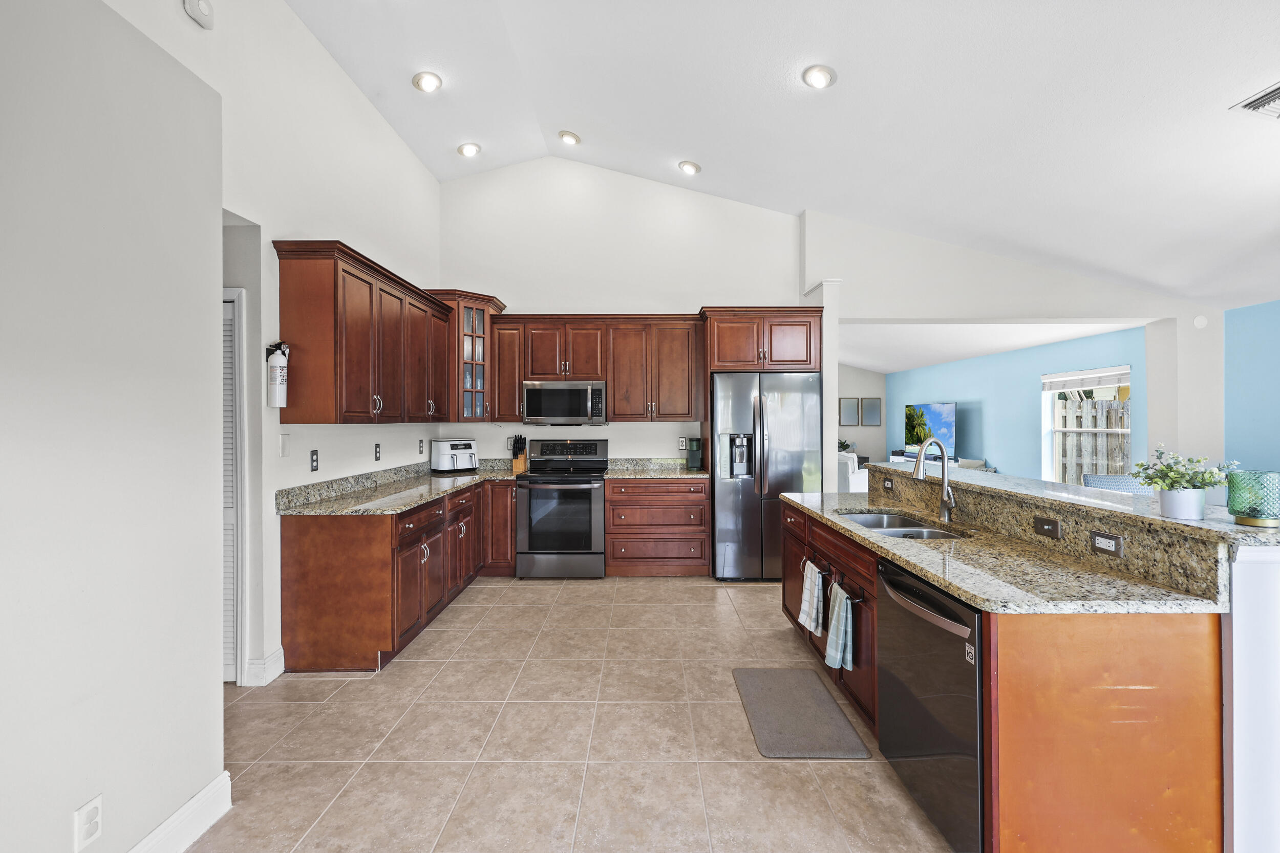 6238 Pompano, Jupiter FL 33458