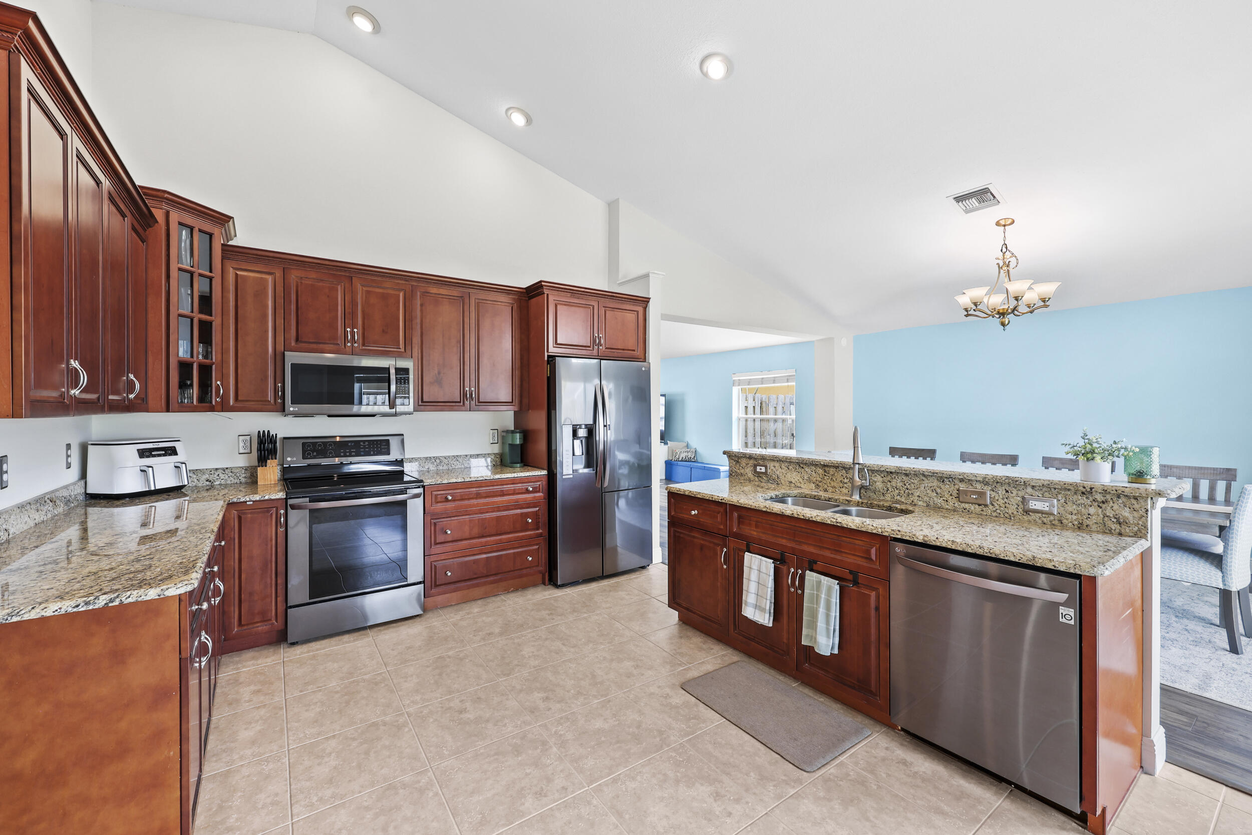 6238 Pompano, Jupiter FL 33458