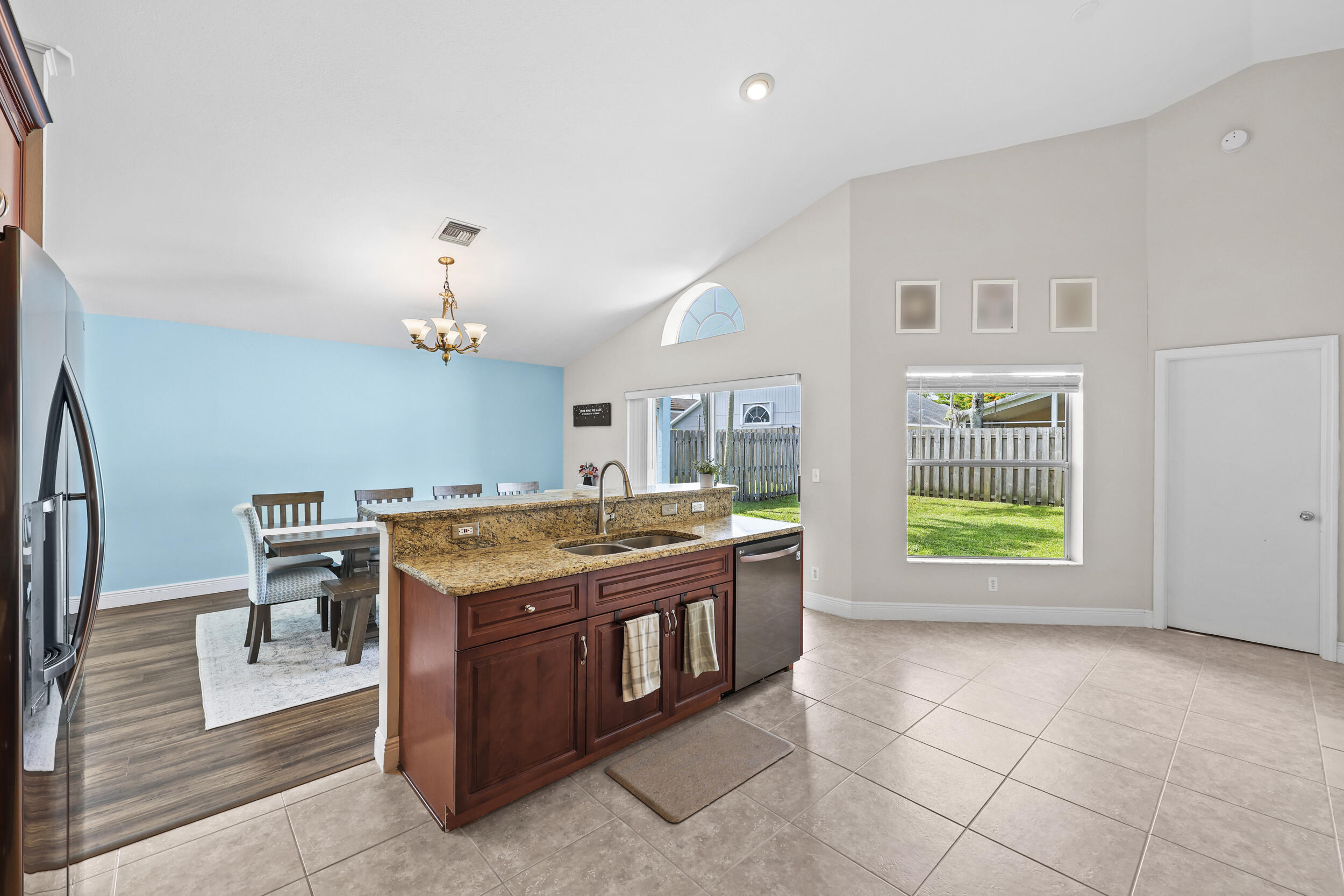 6238 Pompano, Jupiter FL 33458