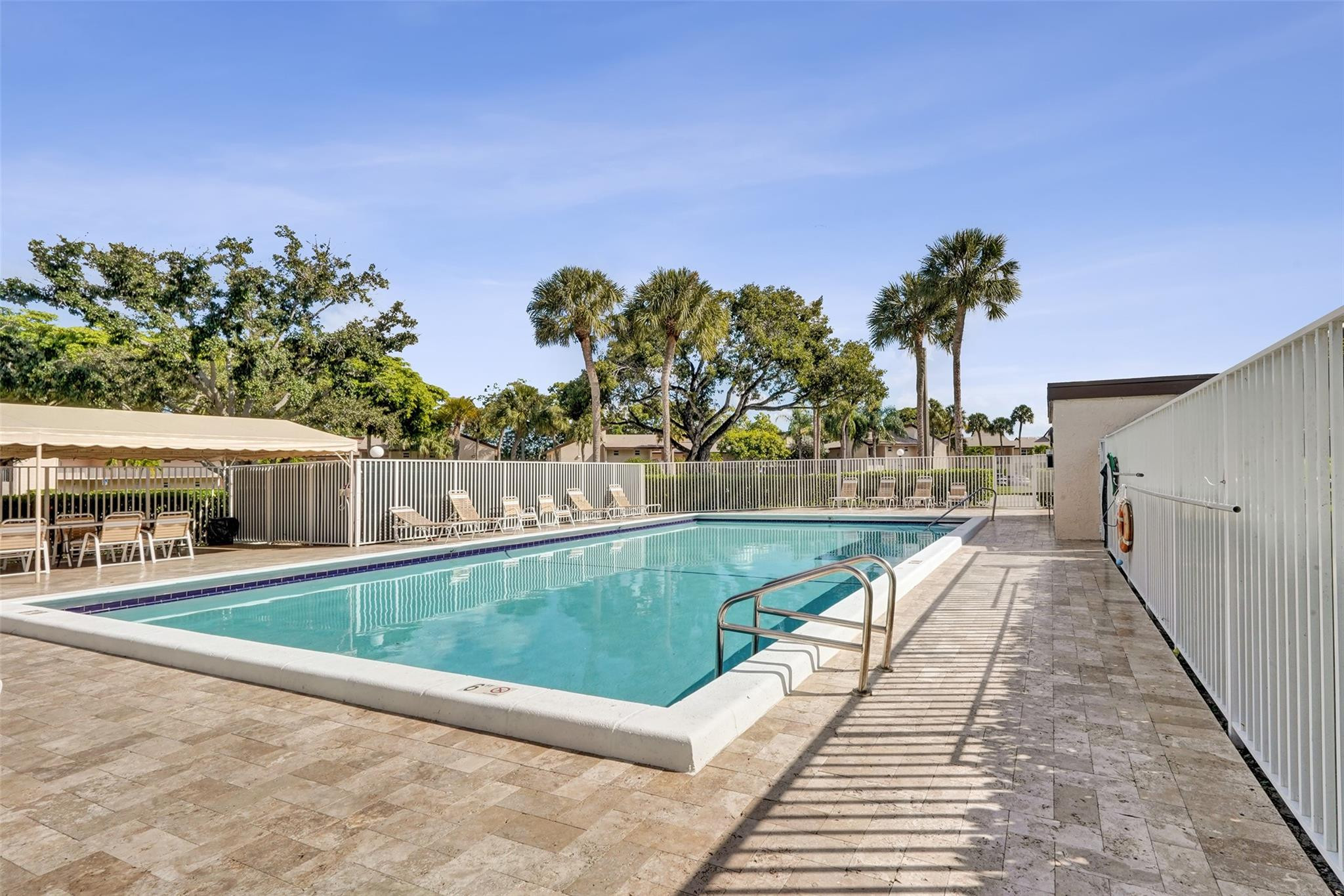 8740 Azalea #102, Tamarac FL 33321