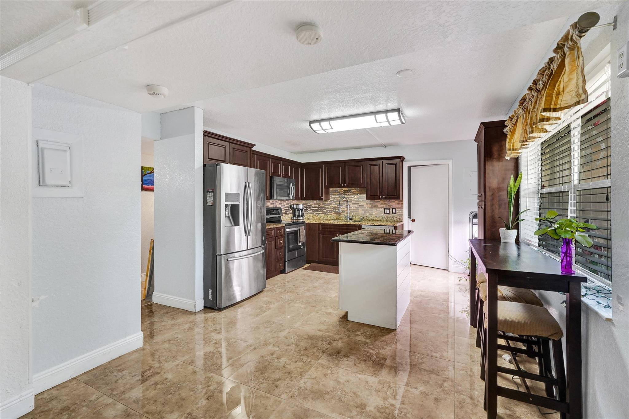 8740 Azalea #102, Tamarac FL 33321