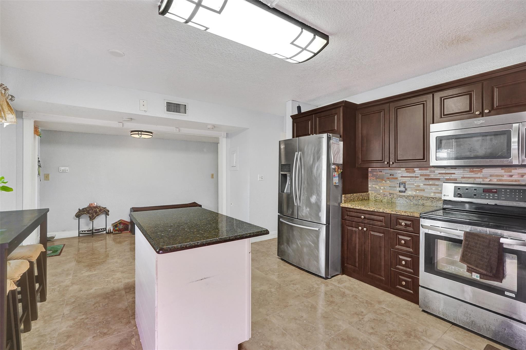 8740 Azalea #102, Tamarac FL 33321