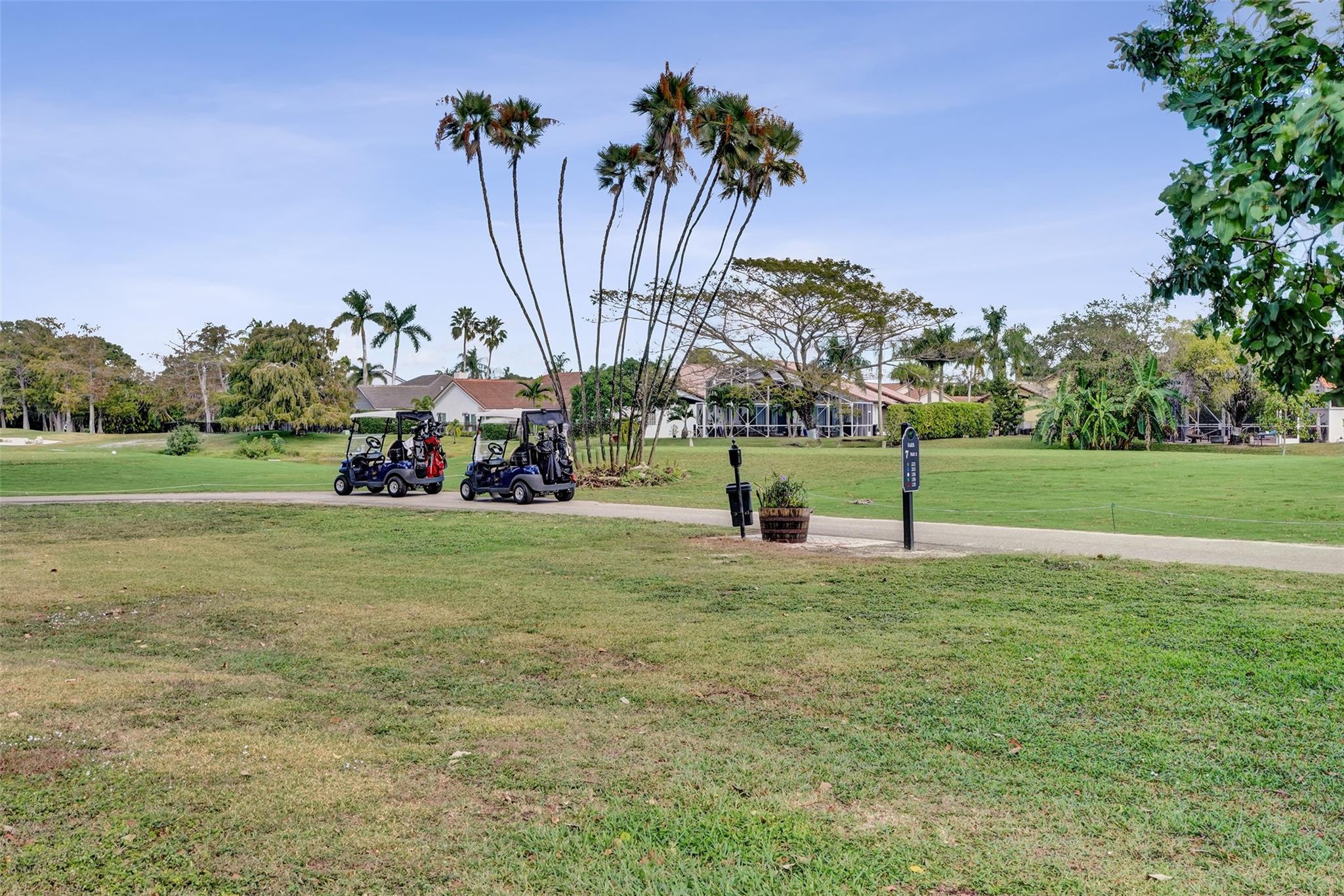 8740 Azalea #102, Tamarac FL 33321