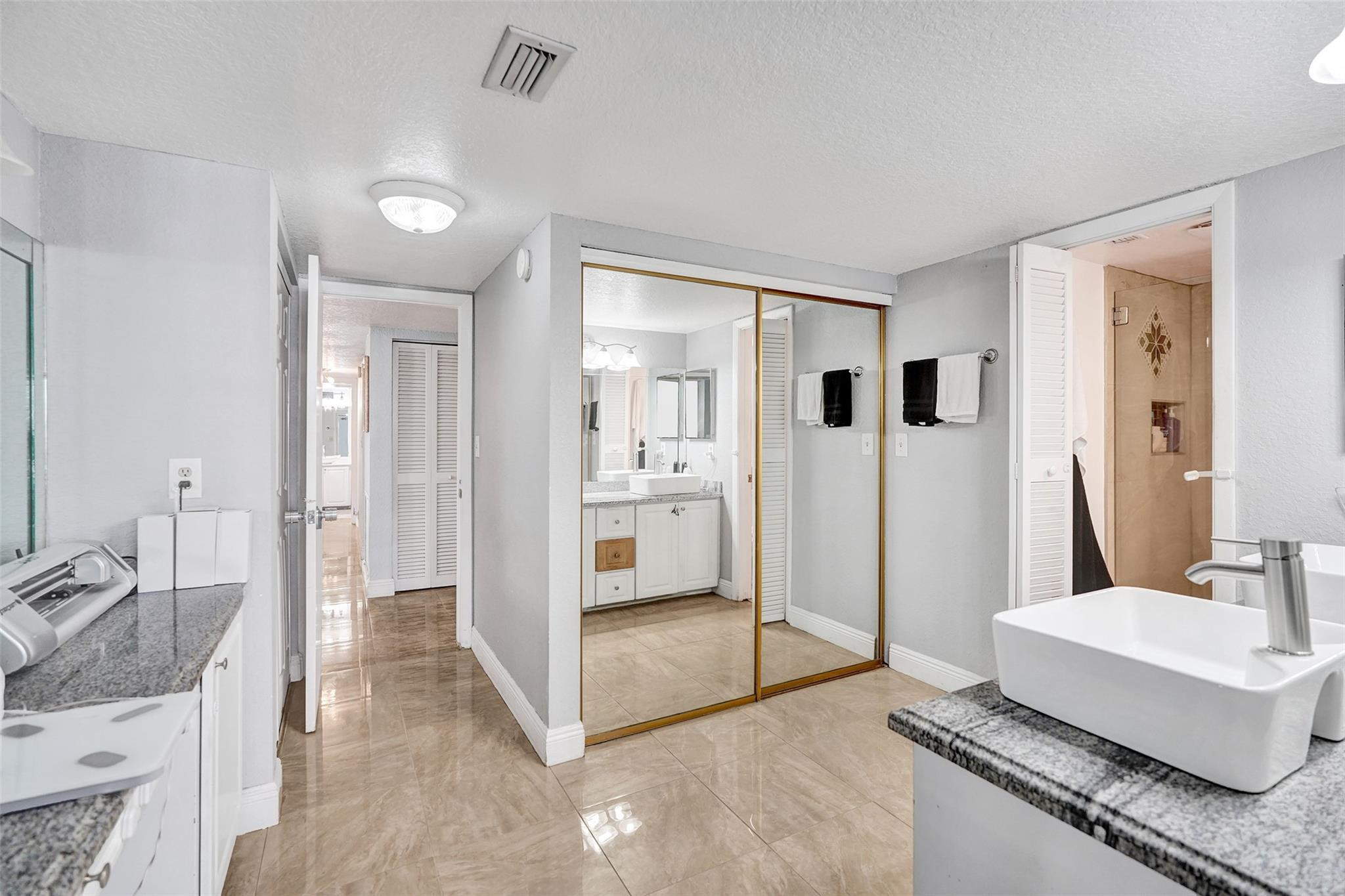 8740 Azalea #102, Tamarac FL 33321