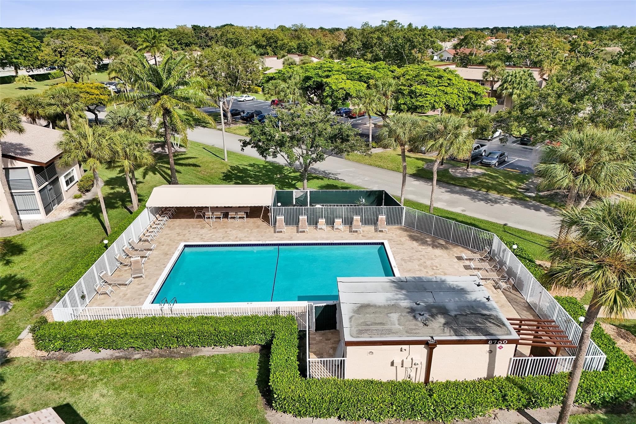 8740 Azalea #102, Tamarac FL 33321