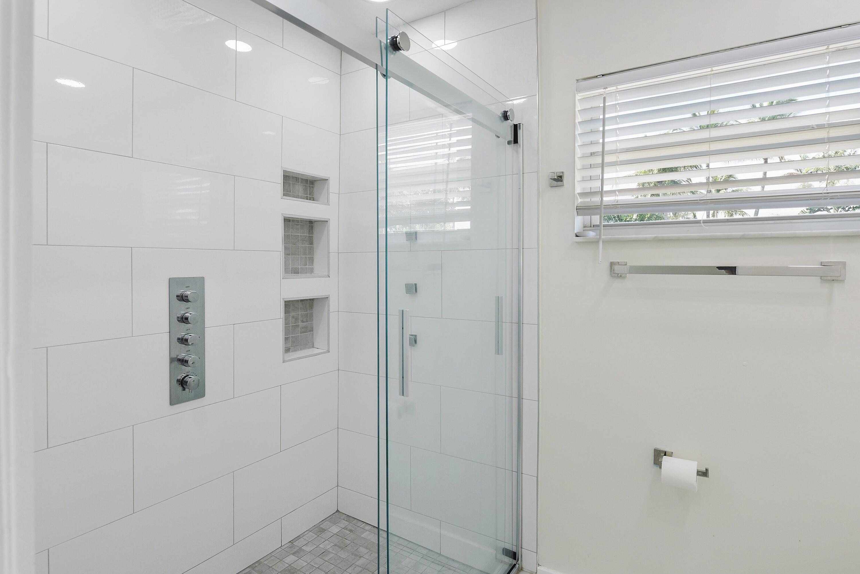 1460 NE 55th, Fort Lauderdale FL 33334