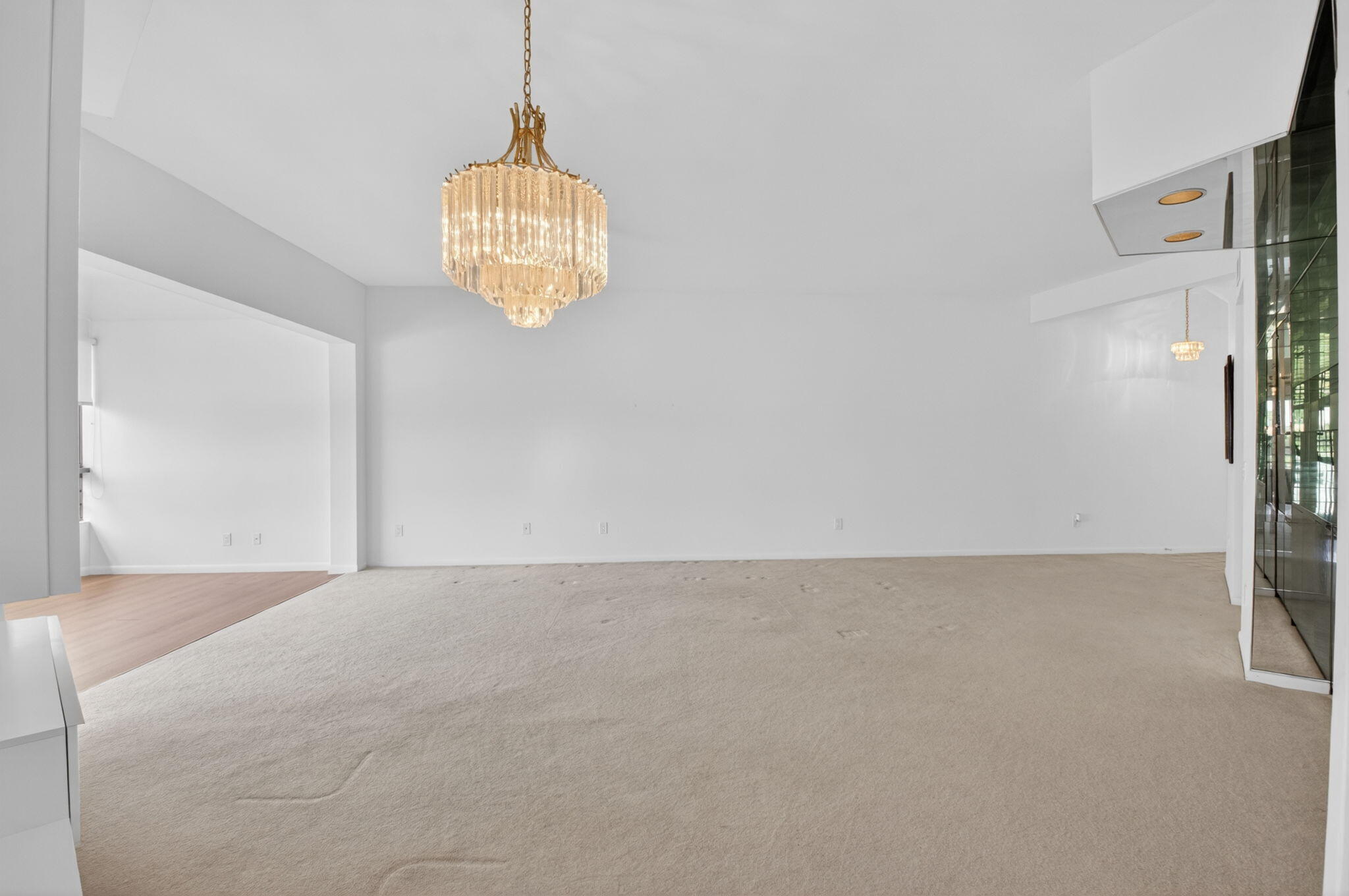 7460 La Paz #306, Boca Raton FL 33433