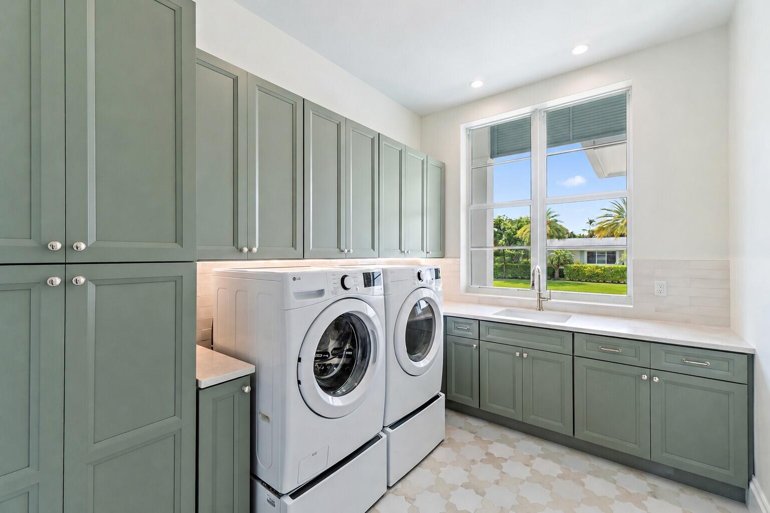 131 Dory, North Palm Beach FL 33408