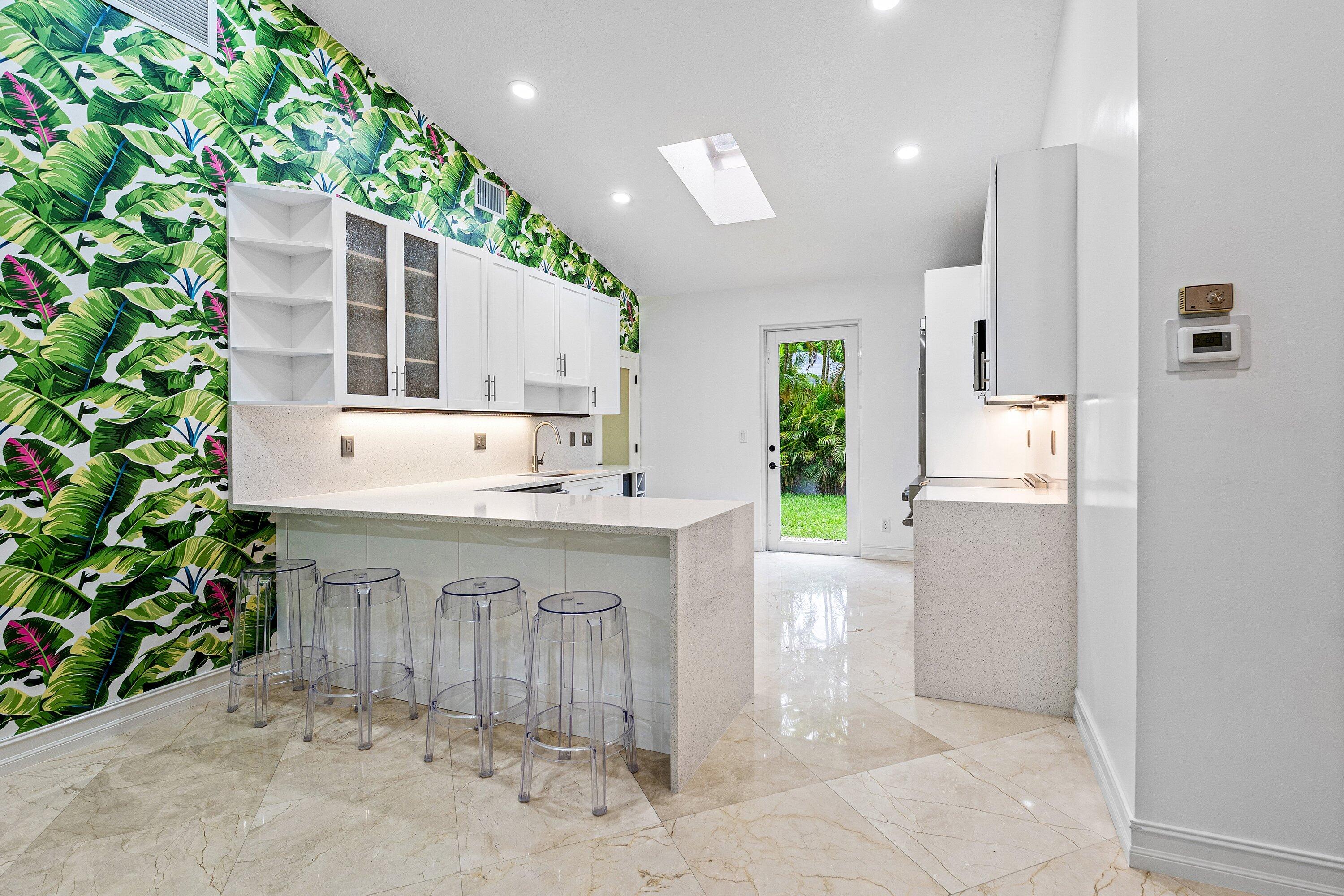 359 E Ocean, Lantana FL 33462